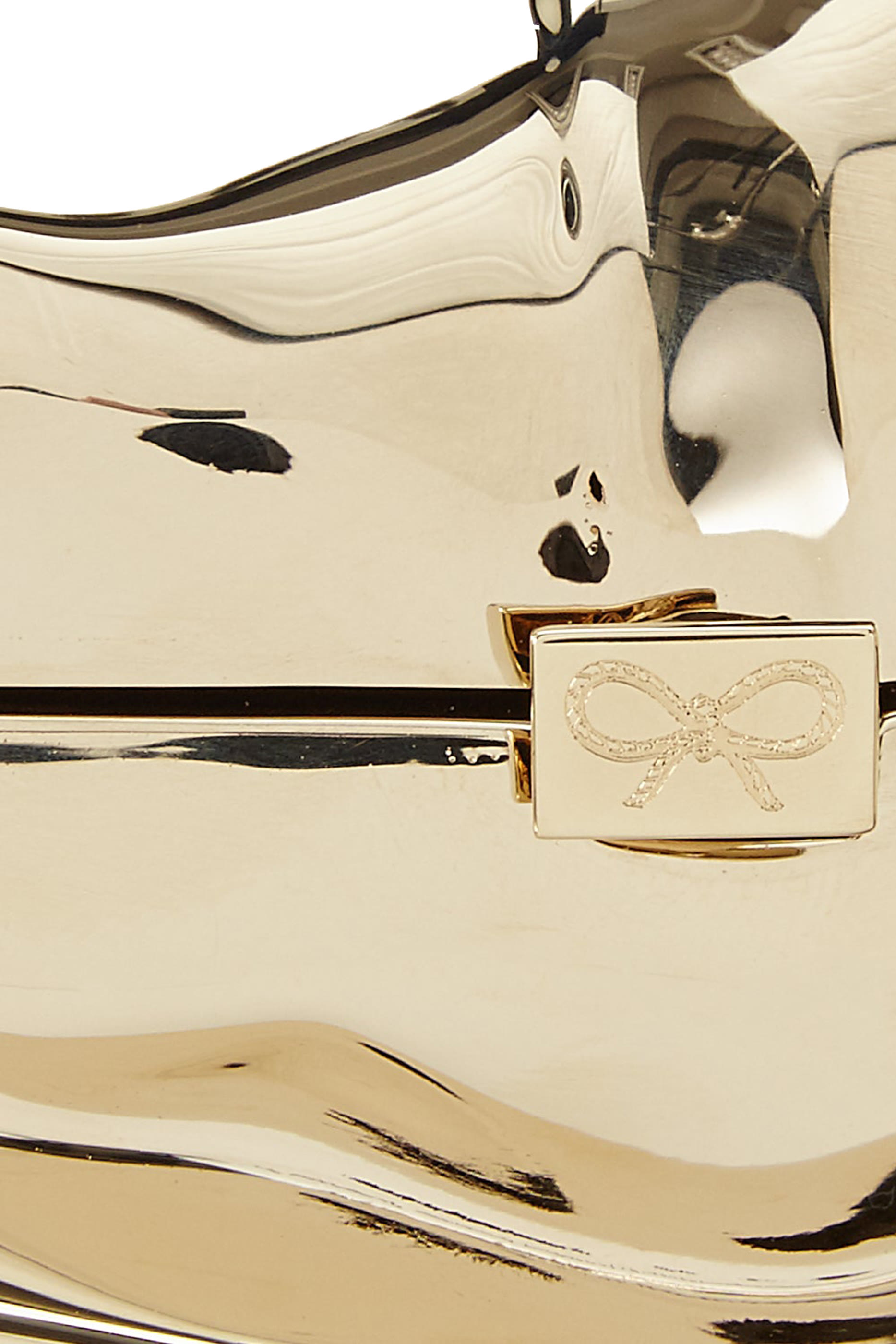 كلاتش كريسب باكيت