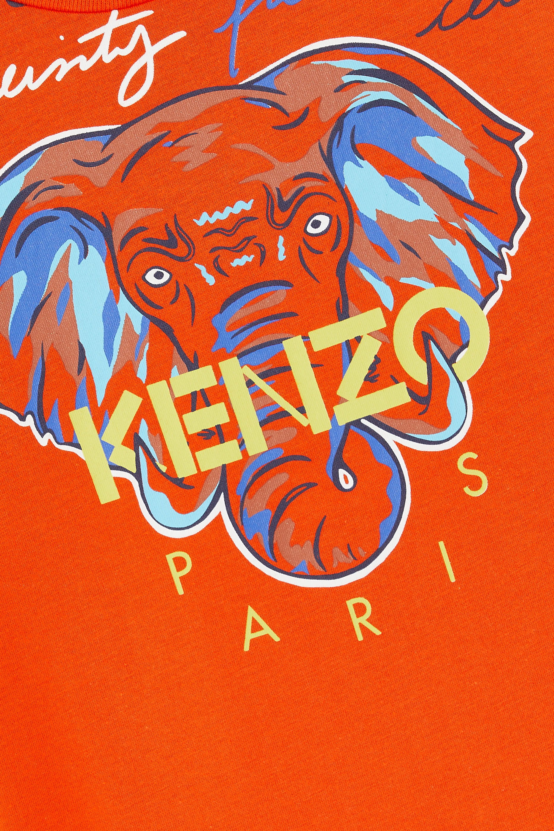 تيشيرت بطبعة فيل بشعار الماركة