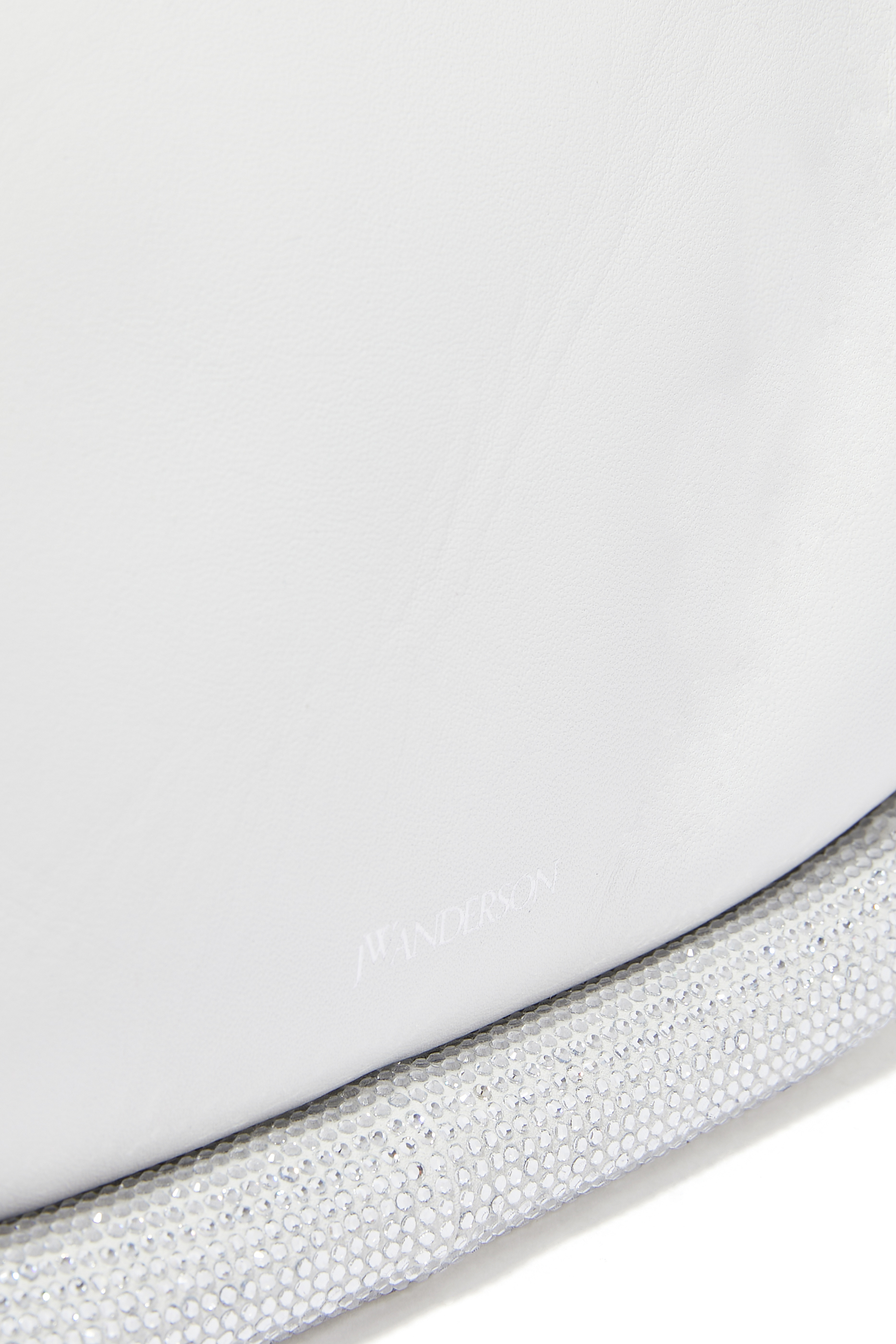 حقيبة كنف بامبر 15 مرصعة بالكريستال