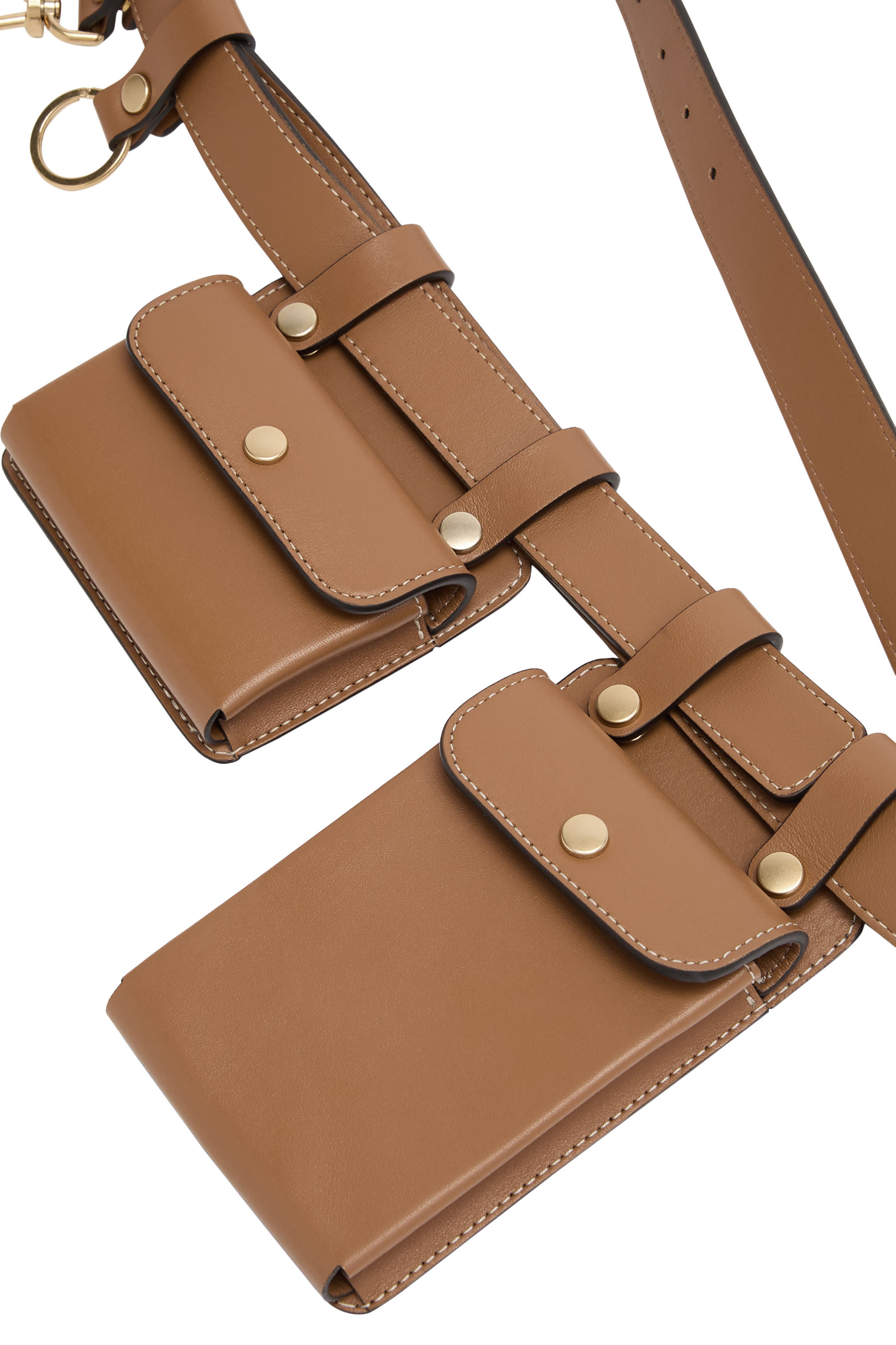 حزام بجيوب جلد