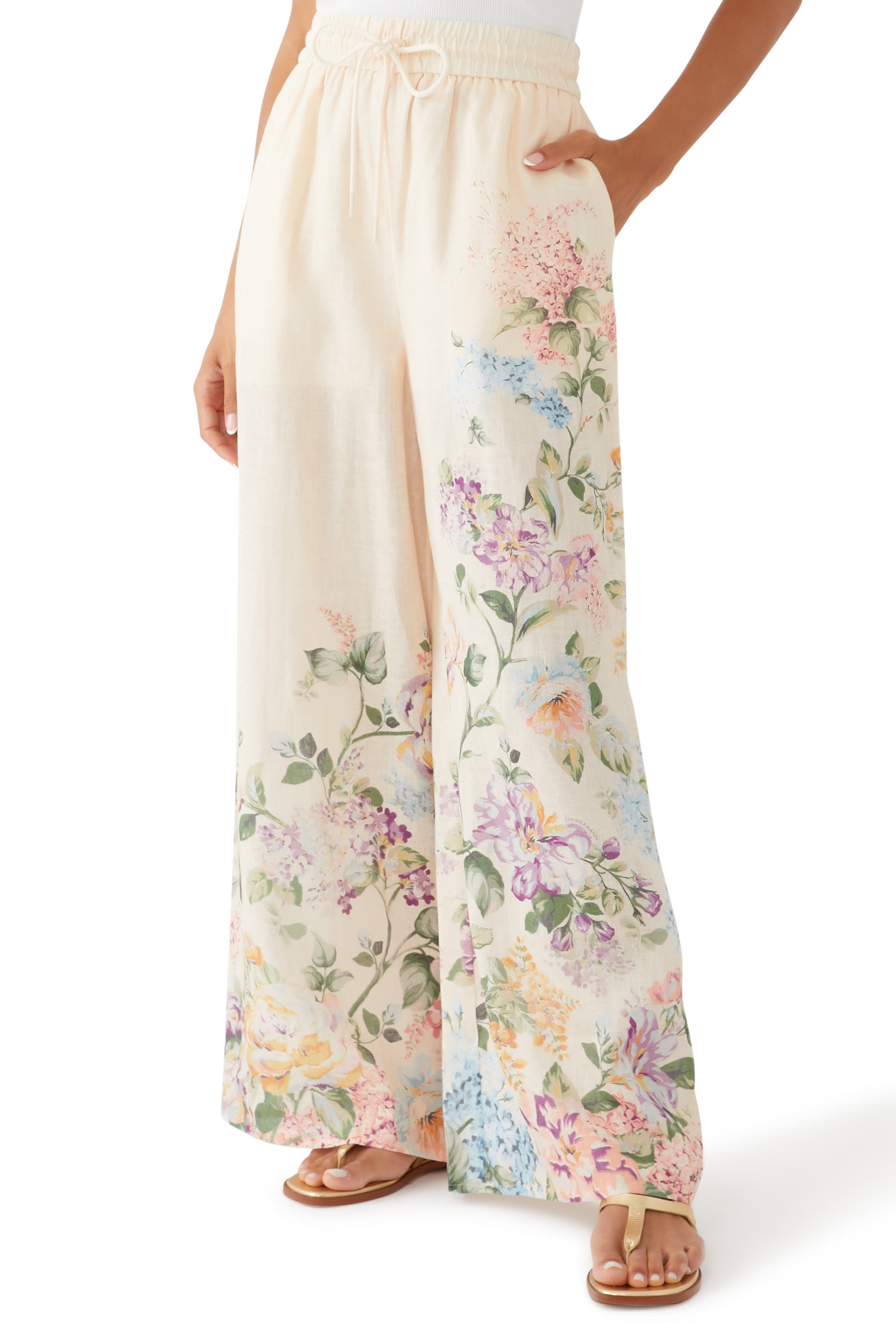 بنطال هاليداي بقصة مريحة