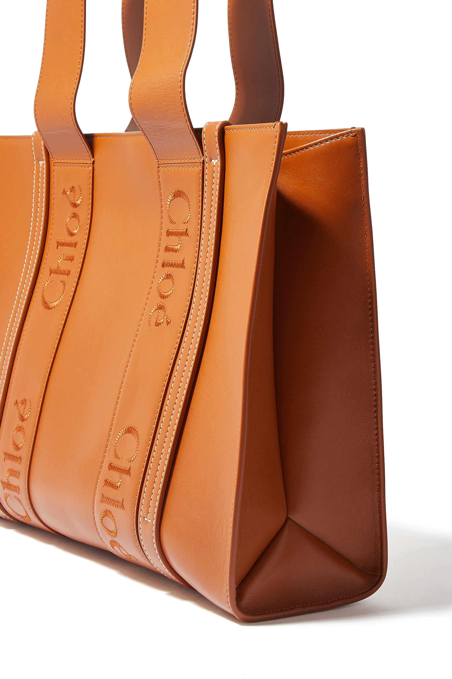 حقيبة يد وودي متوسطة