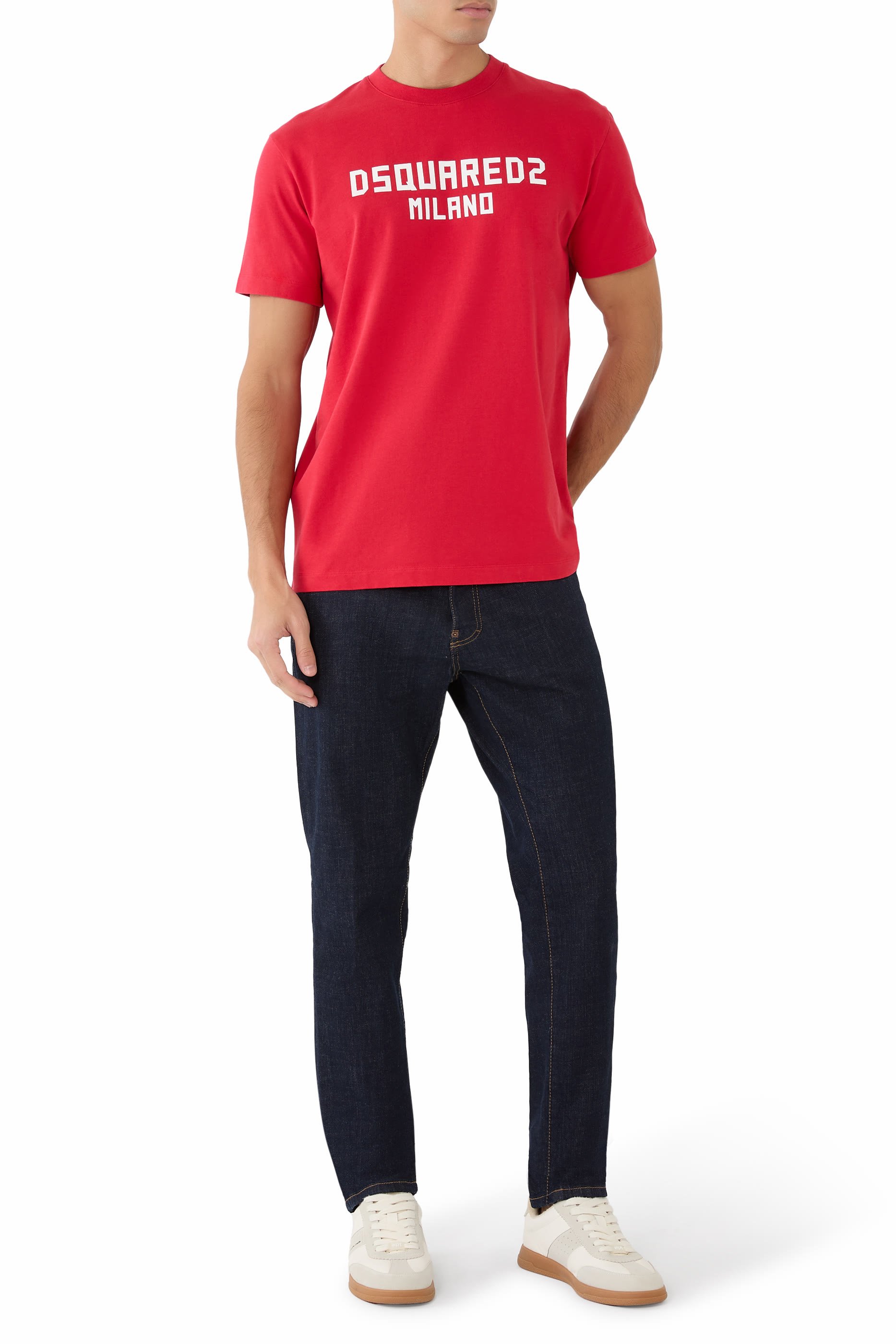 تيشيرت بقصة مريحة ونقشة ميلانو