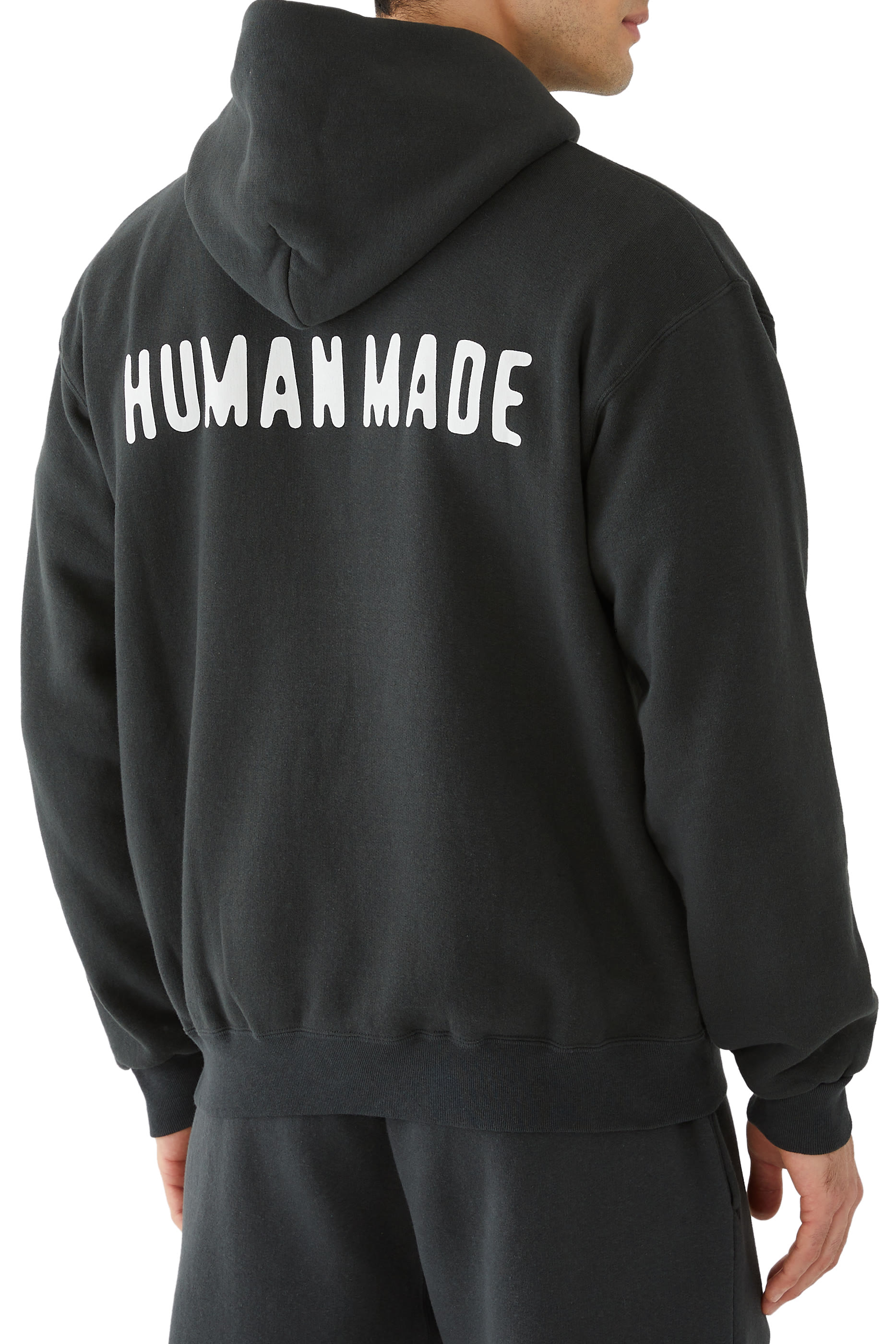 هودي بسحاب وشعار الماركة