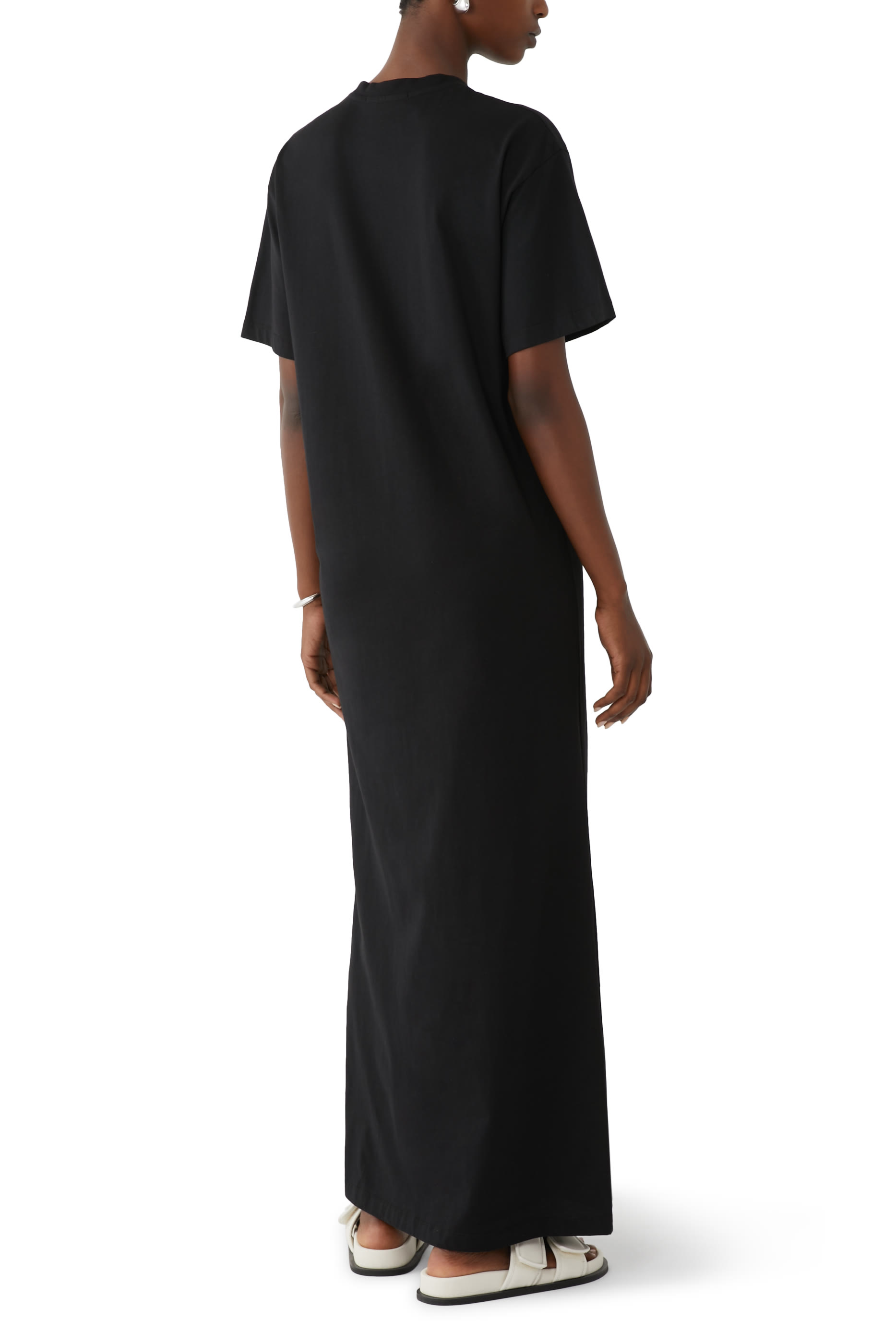 فستان بتصميم تيشيرت بشعار الماركة بحجم صغير جيرسيه