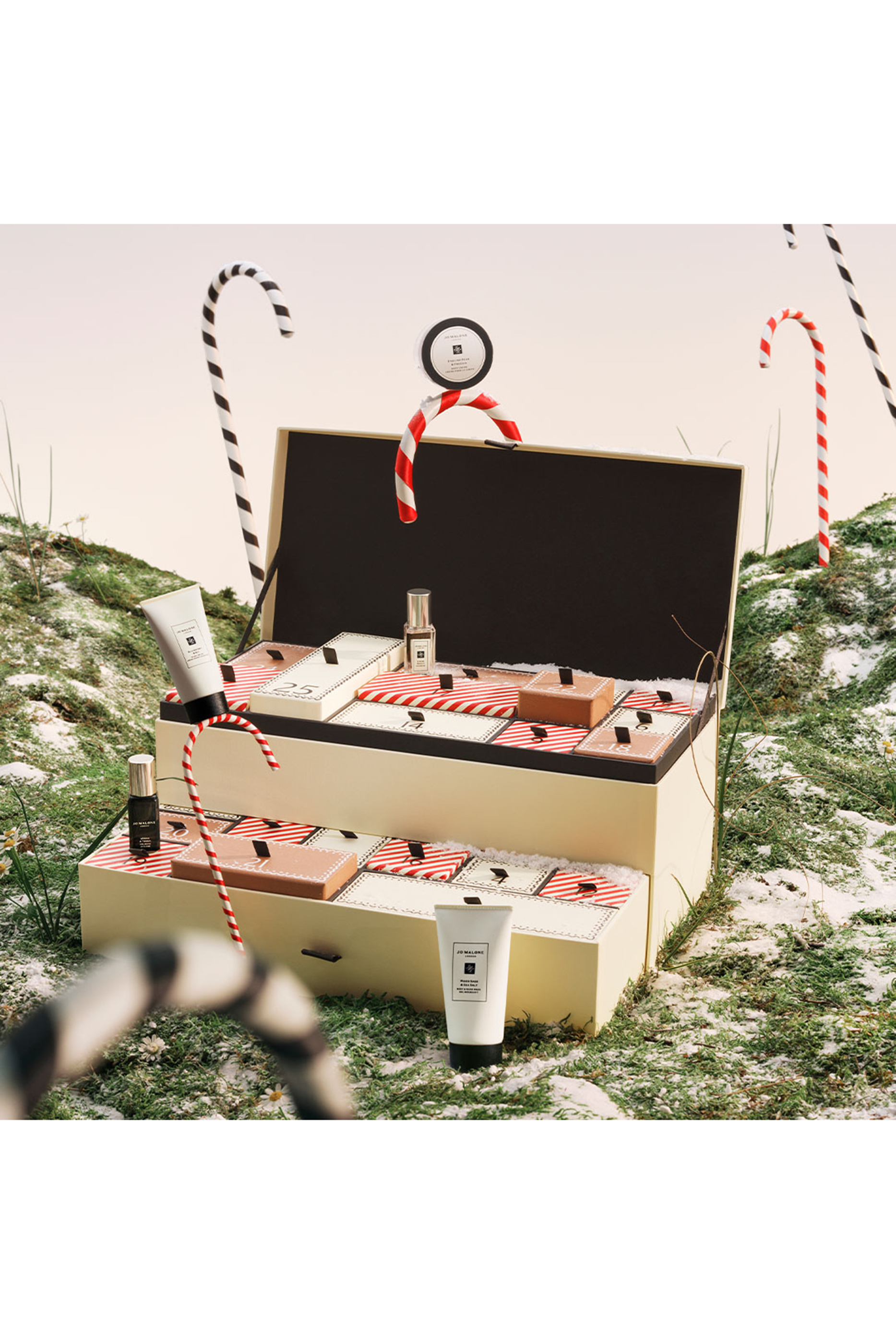 مجموعة هدايا 25 داي للكريسماس