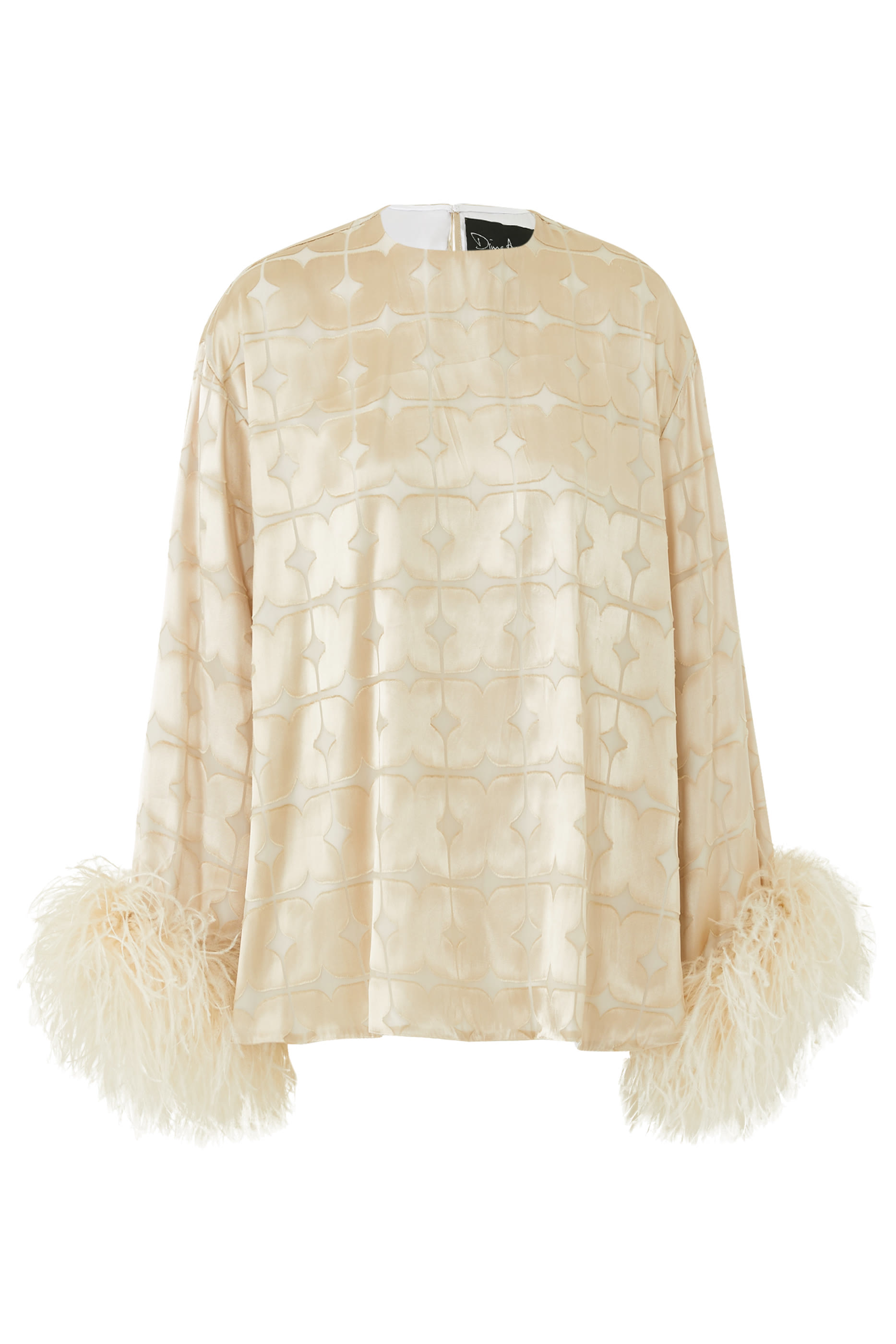 بلوزة بأساور مزينة بالريش على الحافة