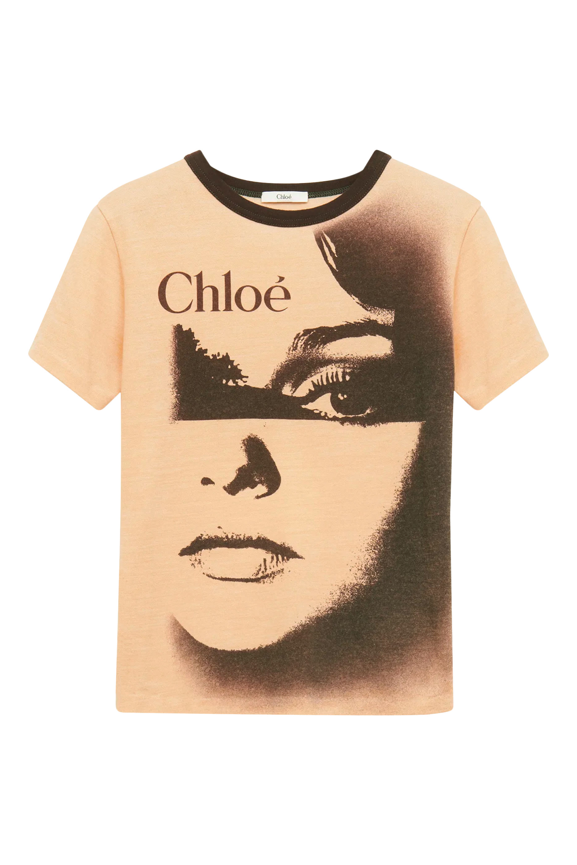 تيشيرت بنقشة غرافيكية بشعار الماركة