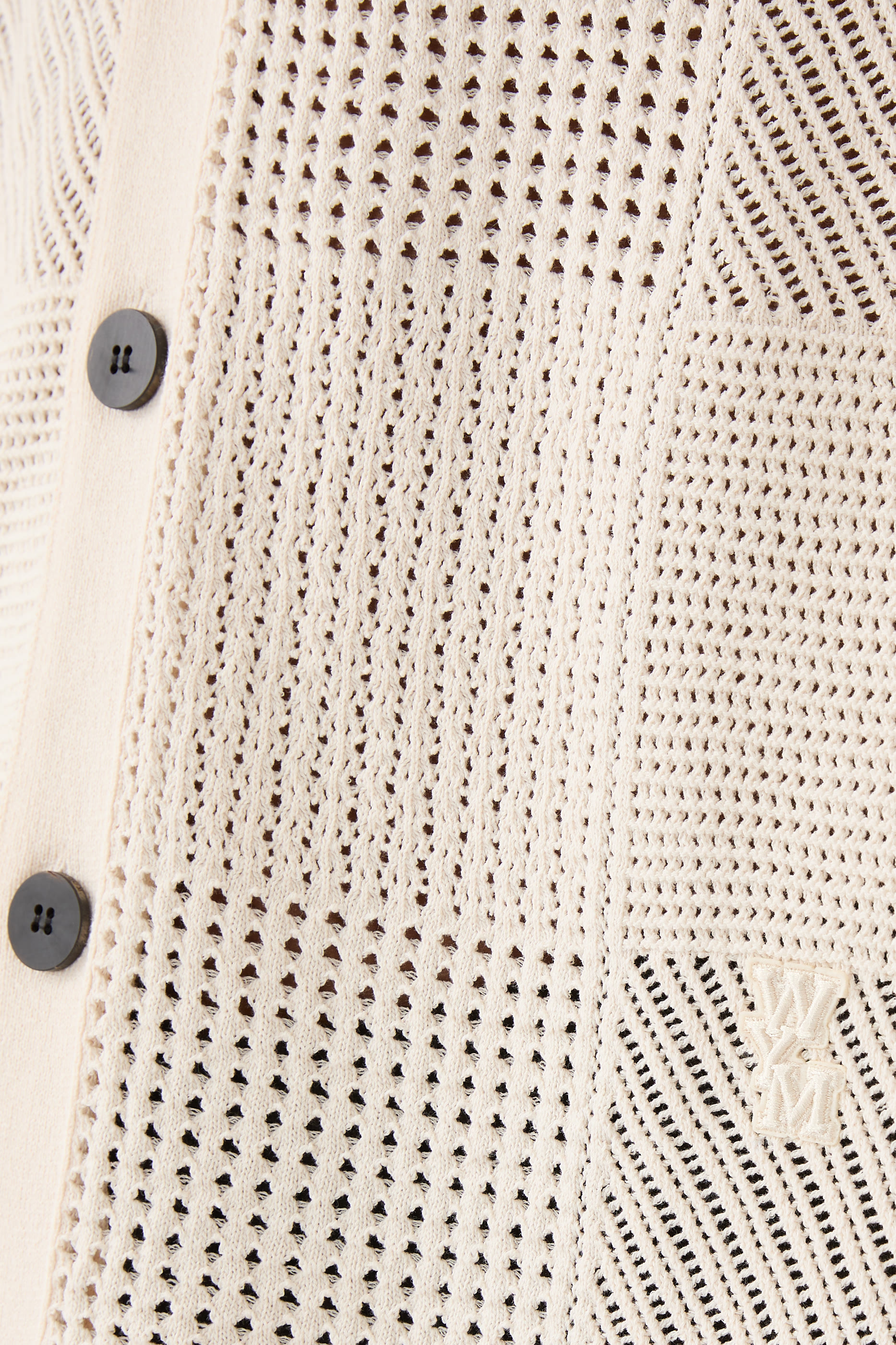 كارديجان بأزرار إغلاق