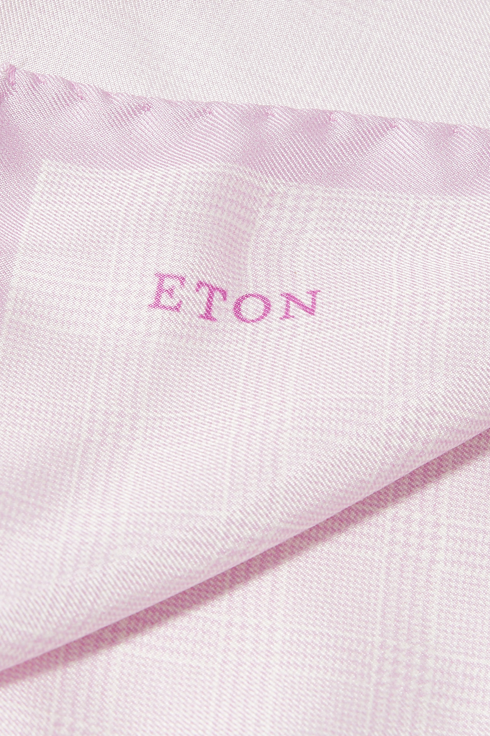 منديل جيب كلاسيك بنقشة مربعات