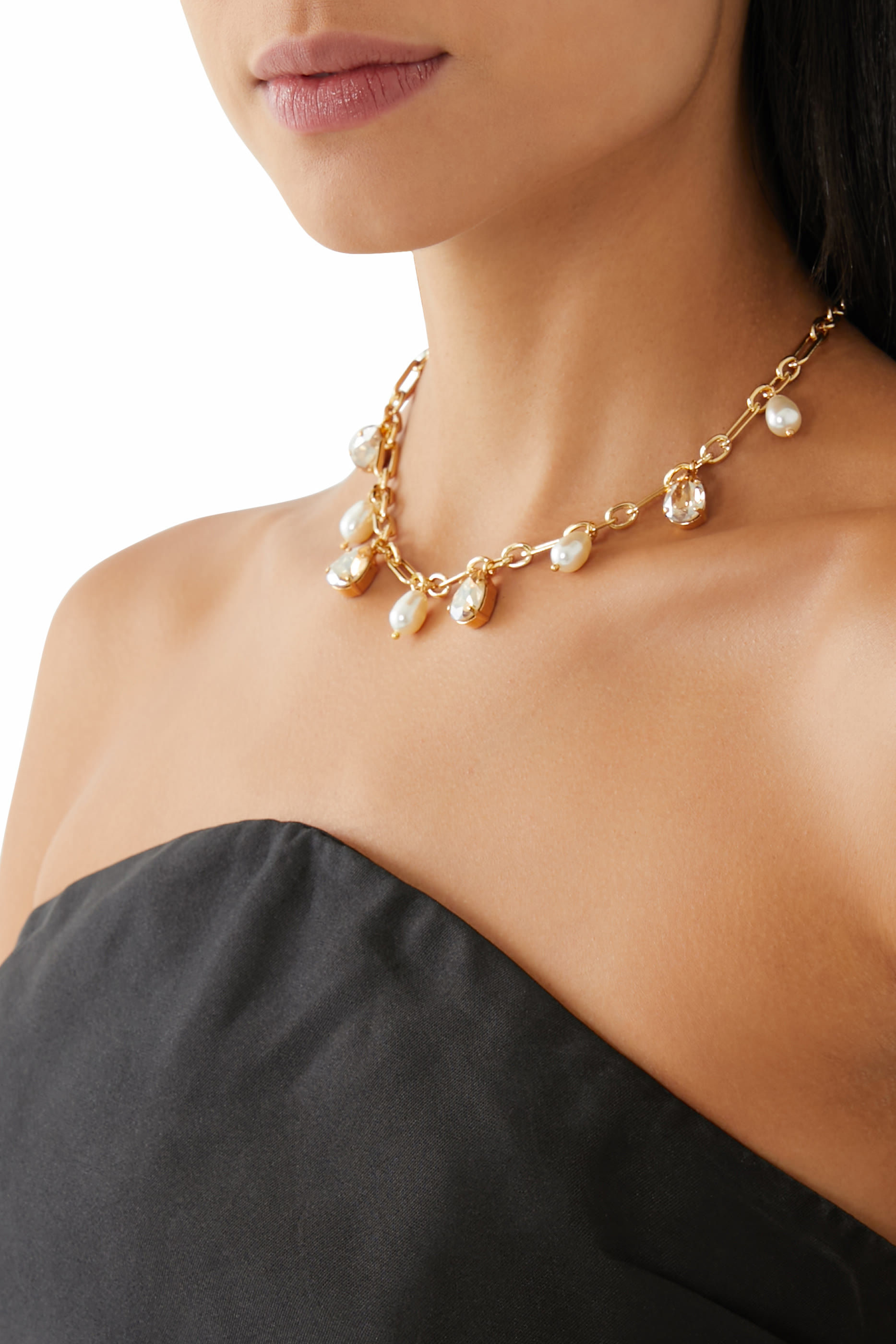 قلادة  آيرا