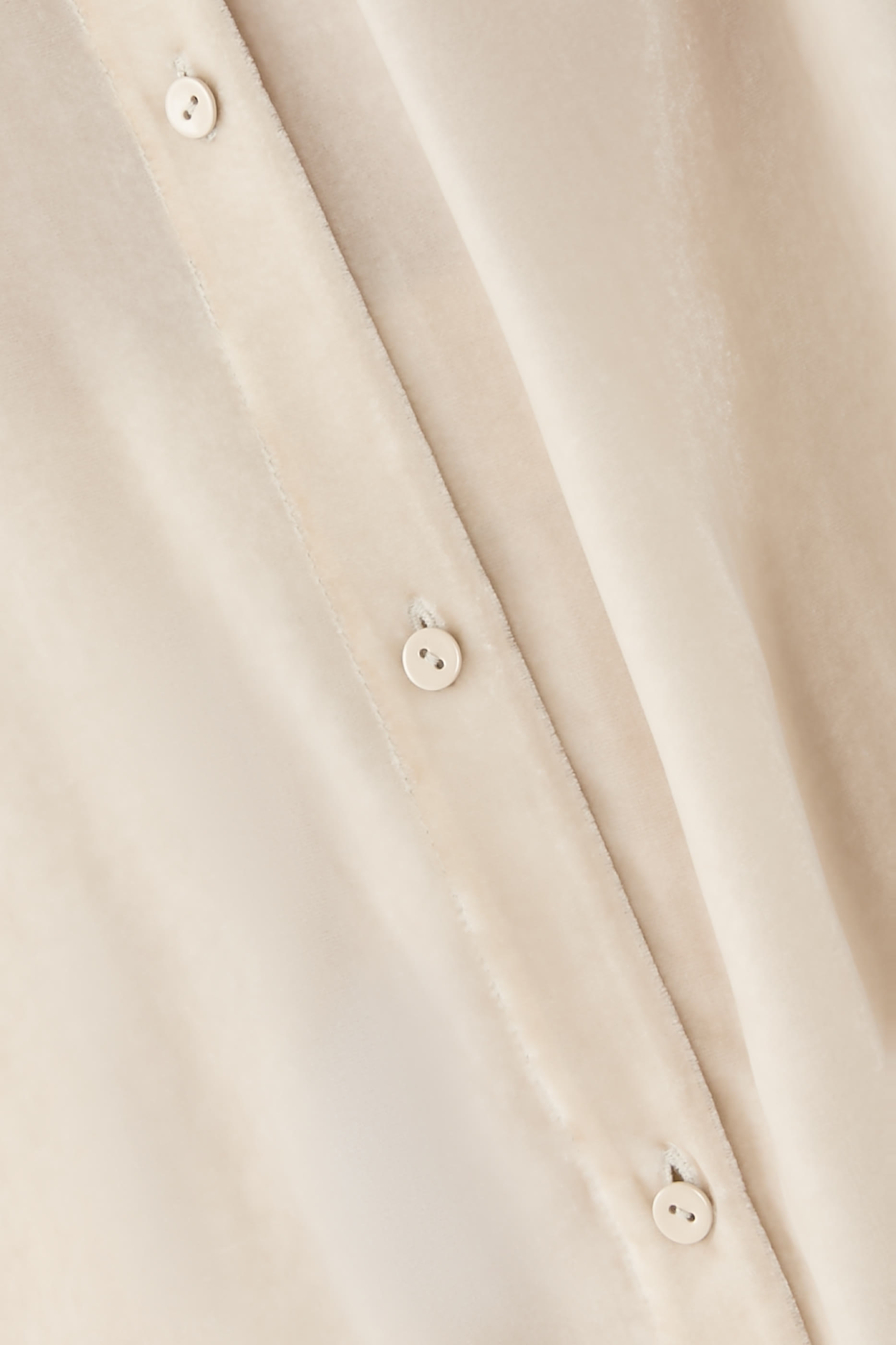 قميص كلاسيكي بياقة