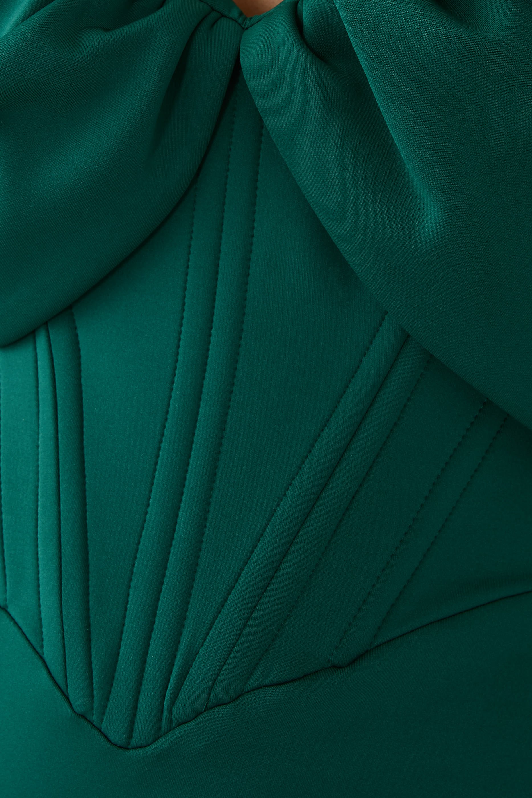 فستان سهرة إيفونا