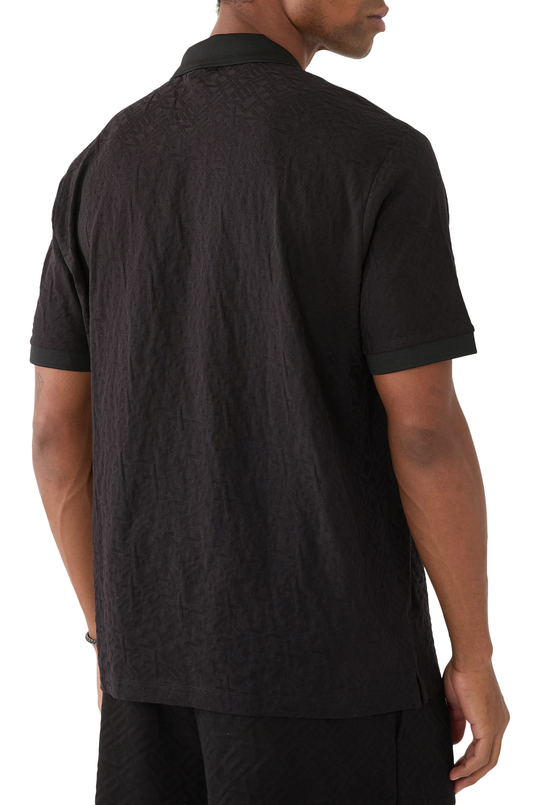 قميص بولو بقصة عادية