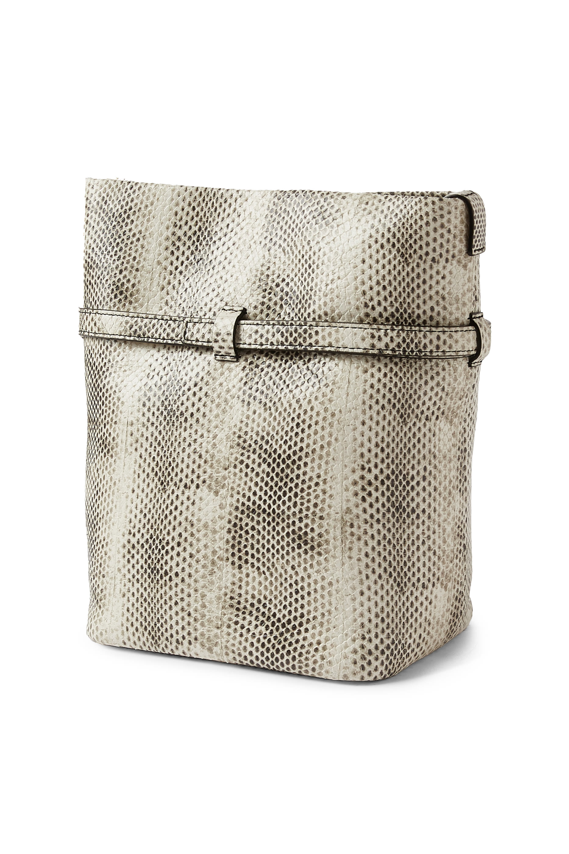 حقيبة باكيت جلد بنقشة جلد الثعبان