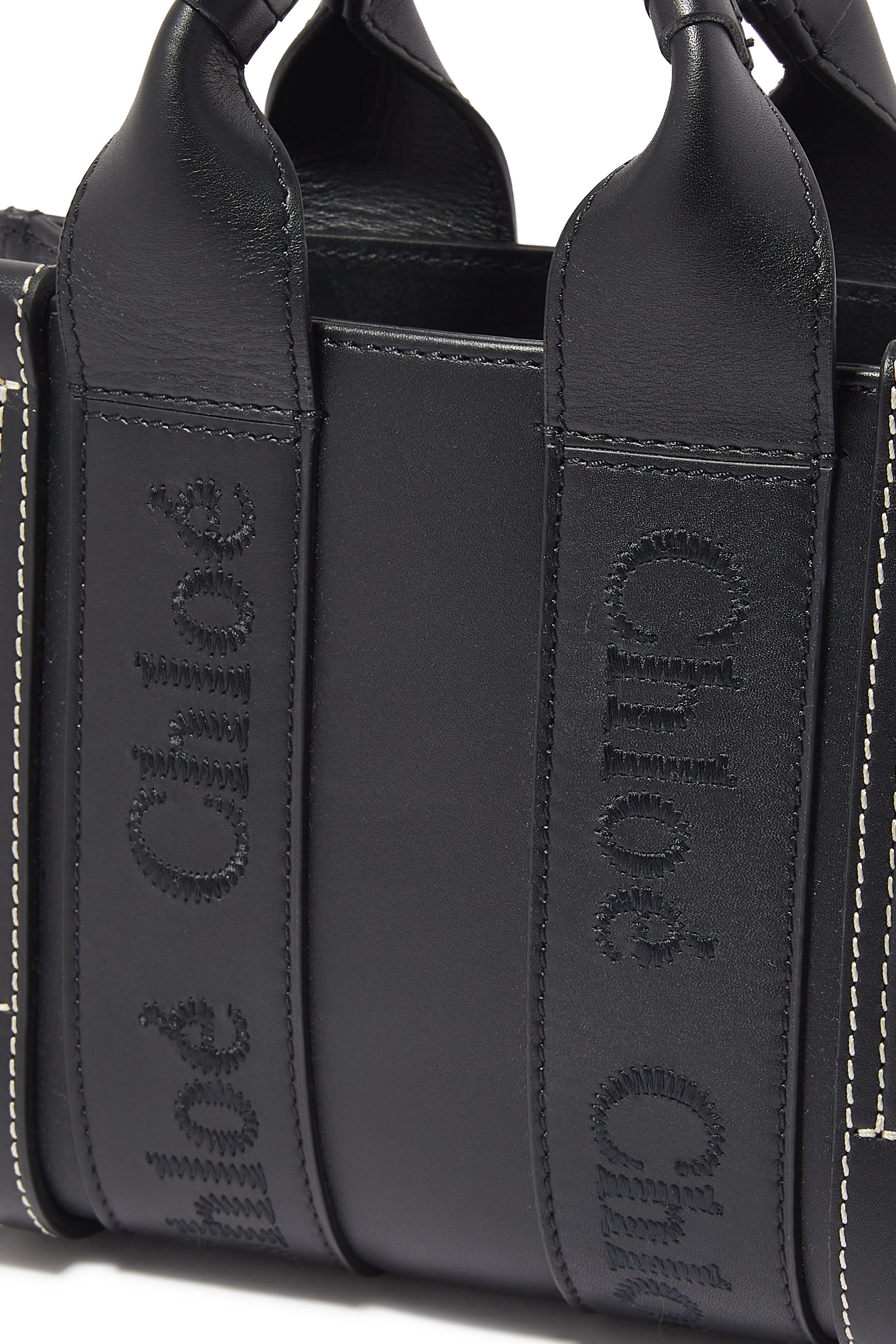 حقيبة يد وودي جلد صغيرة