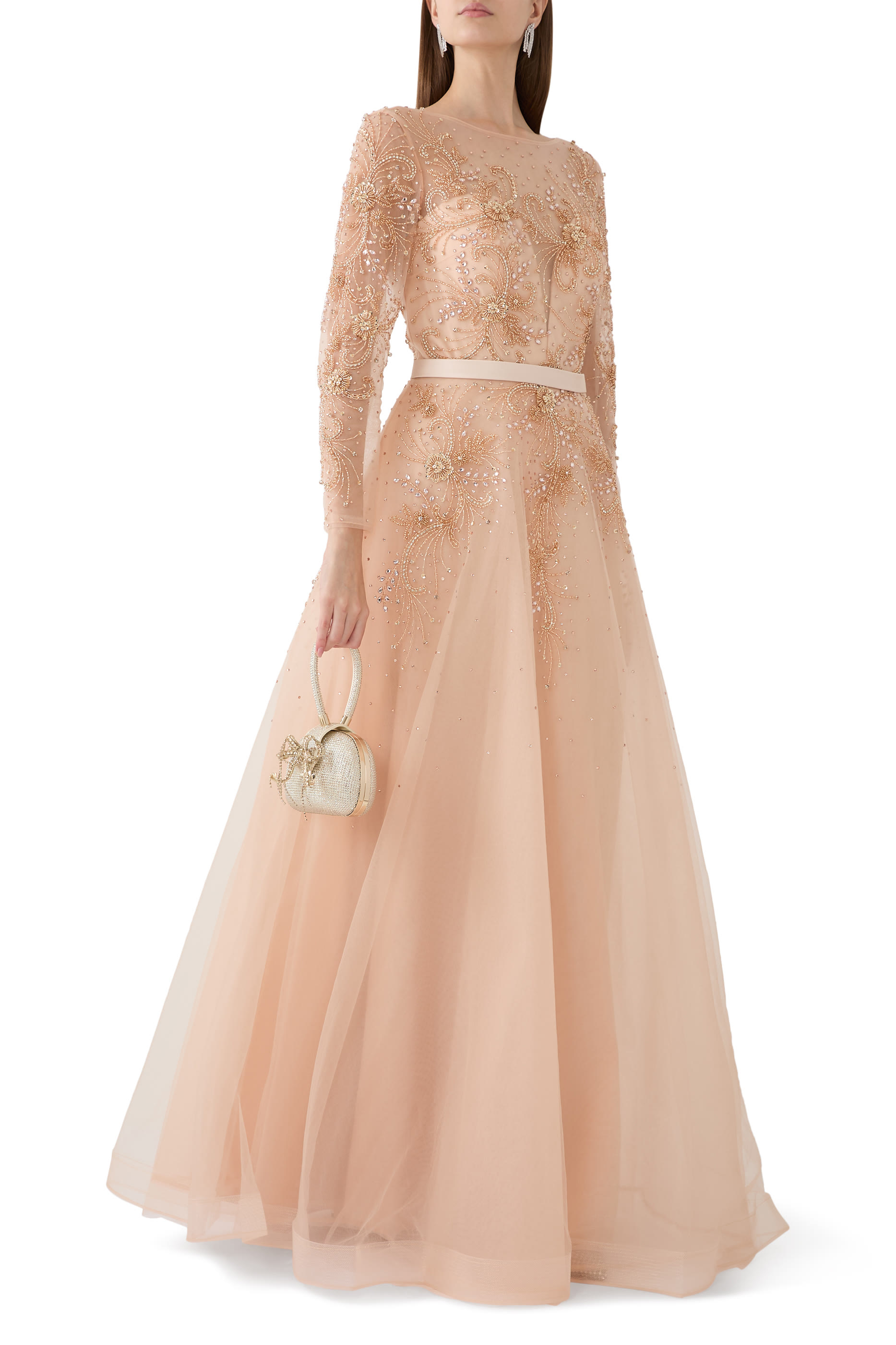 فستان سهرة بأكمام طويلة تول