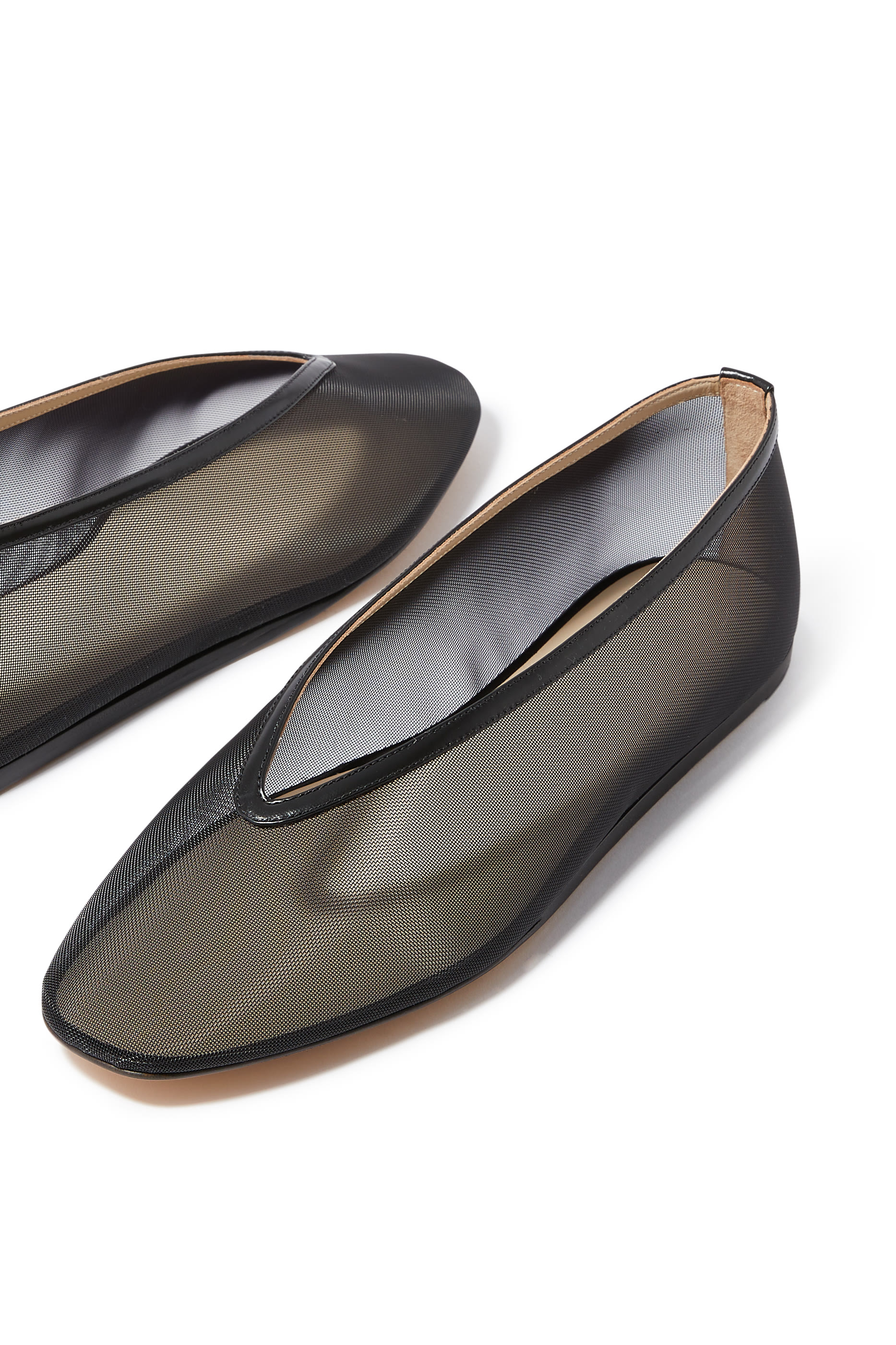 حذاء بالرينا لونا