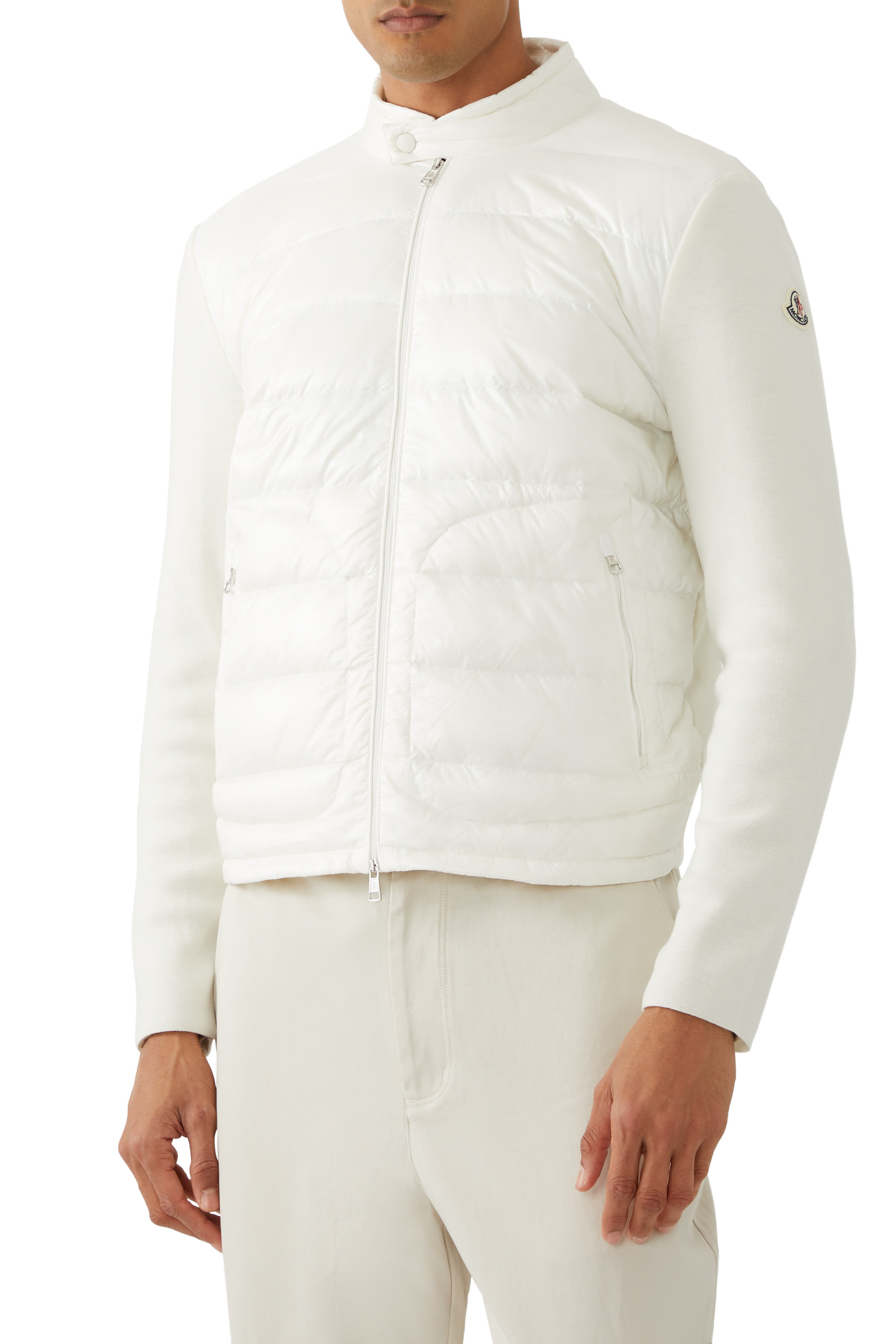 جاكيت بشعار الماركة