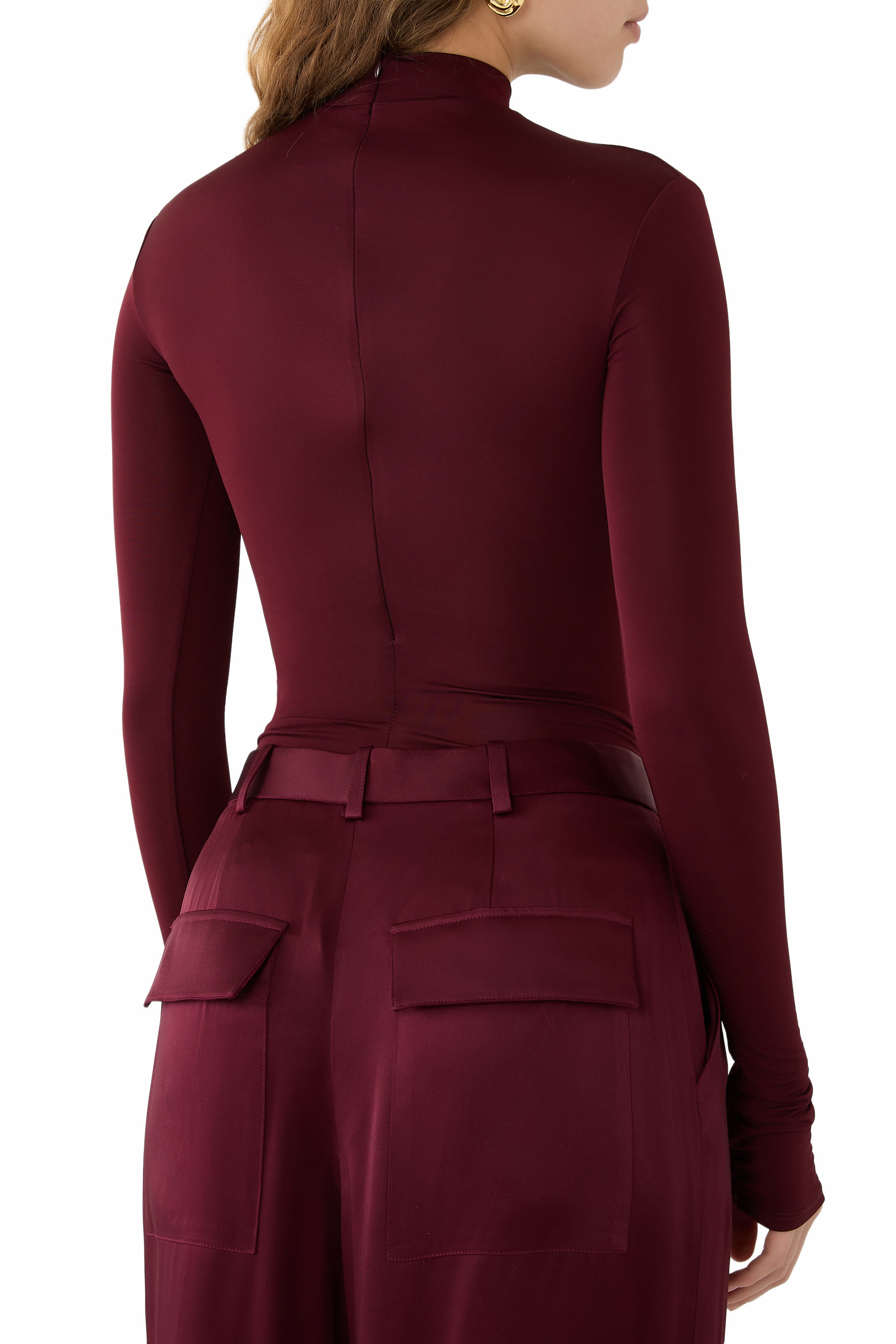  بودي سوت بياقة عالية جيرسيه