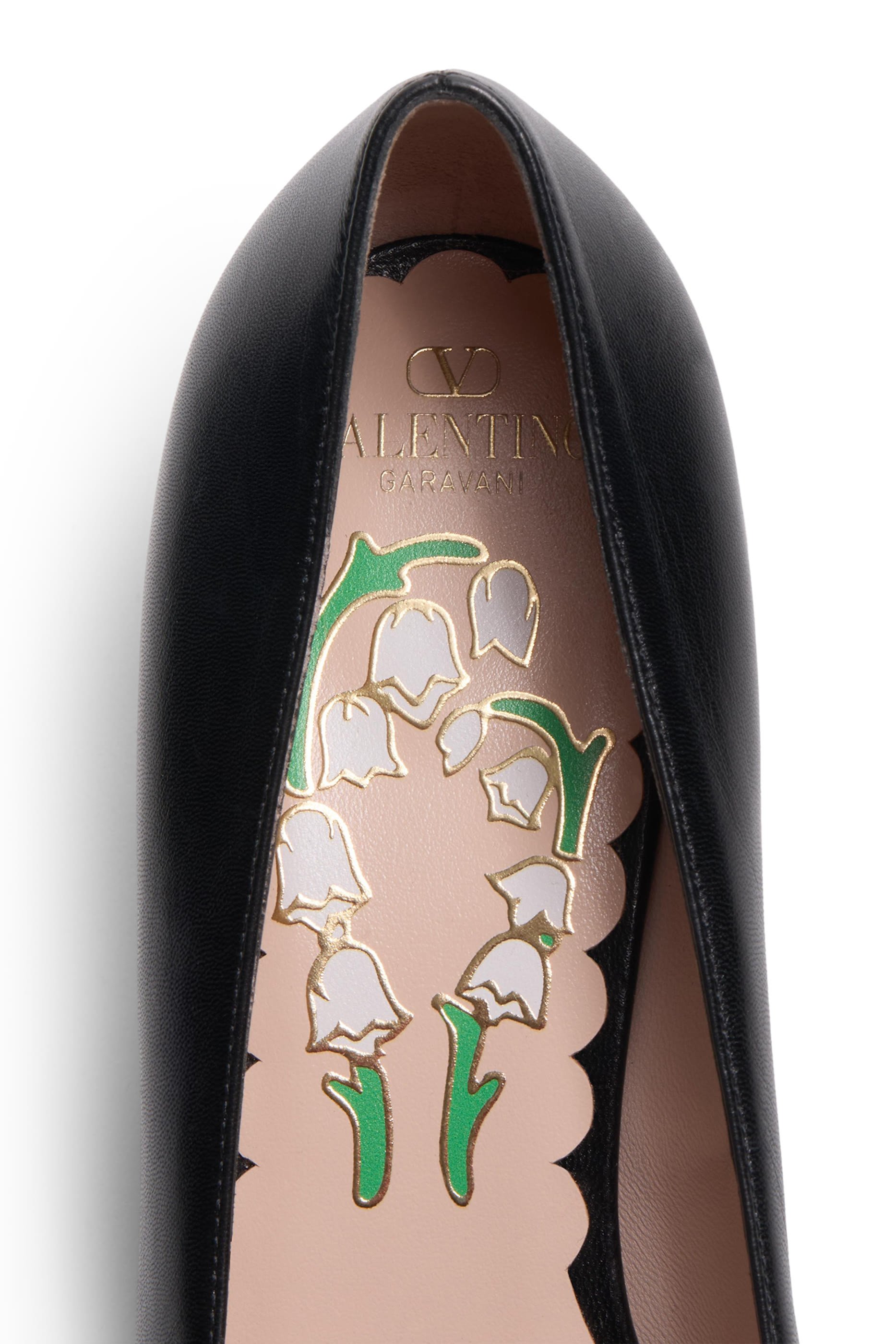 حذاء كلاسيك 45 مزين بفيونكة