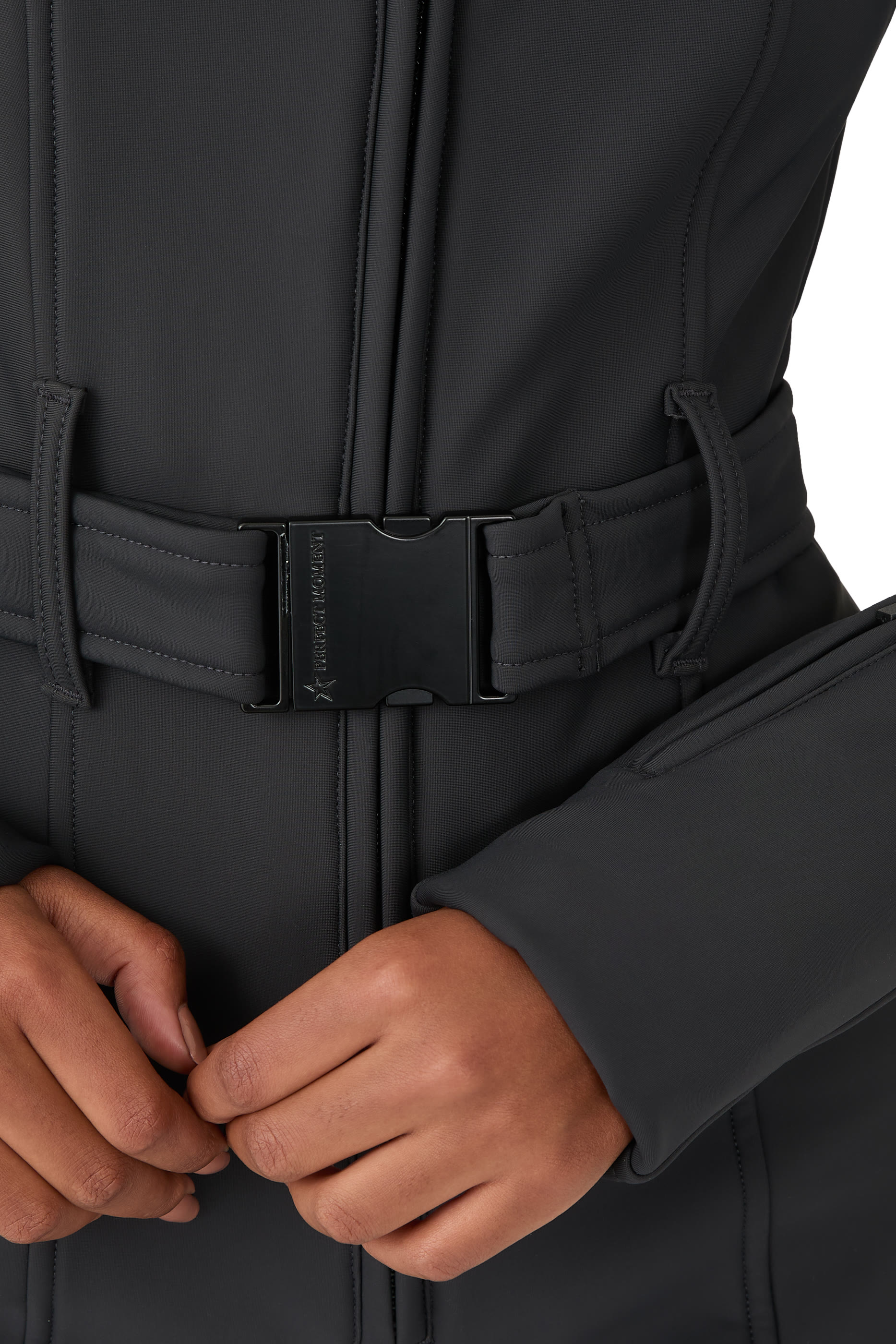 بدلة تزلج جاي جي