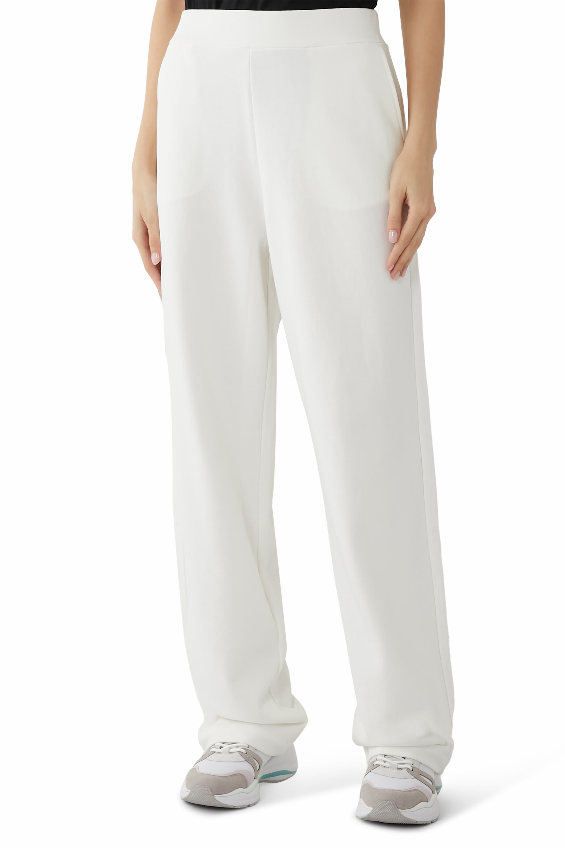 بنطال بقصة ساق مستقيمة