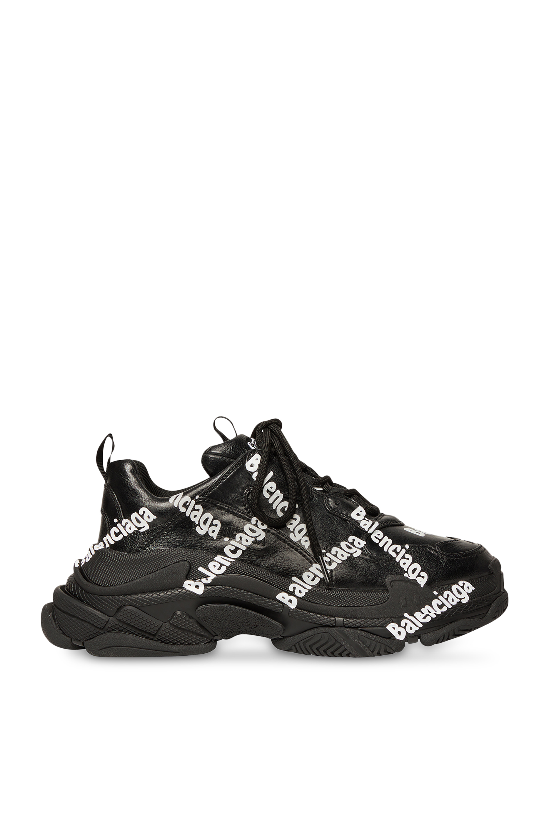 سنيكرز تريبل إس بشعار الماركة