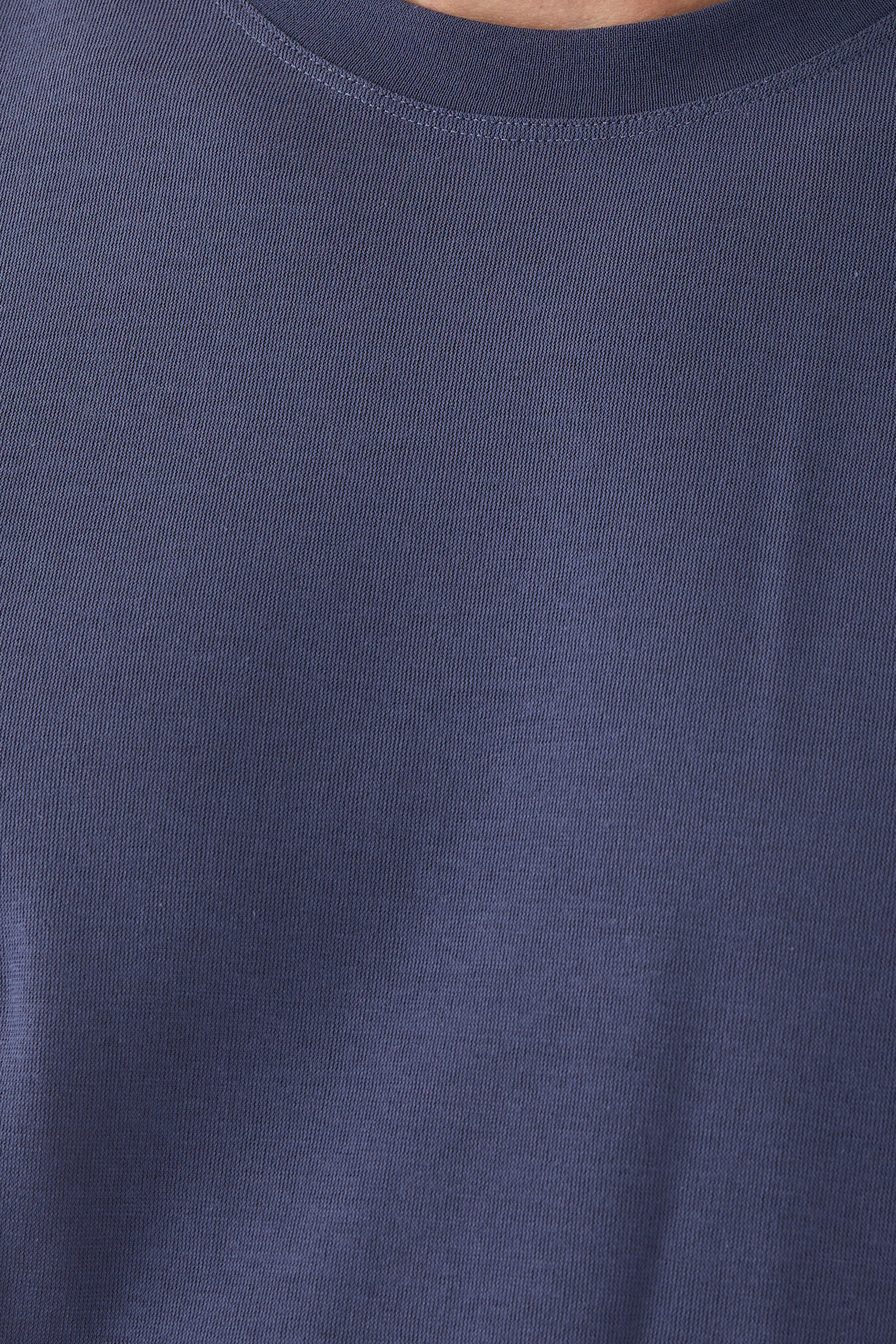 تيشيرت بقصة ضيقة ايس كوتن