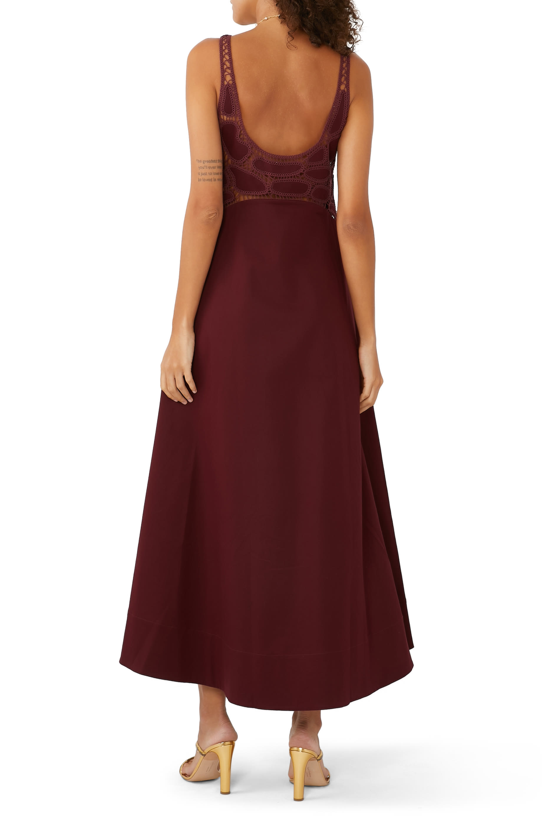 فستان والش مطرز