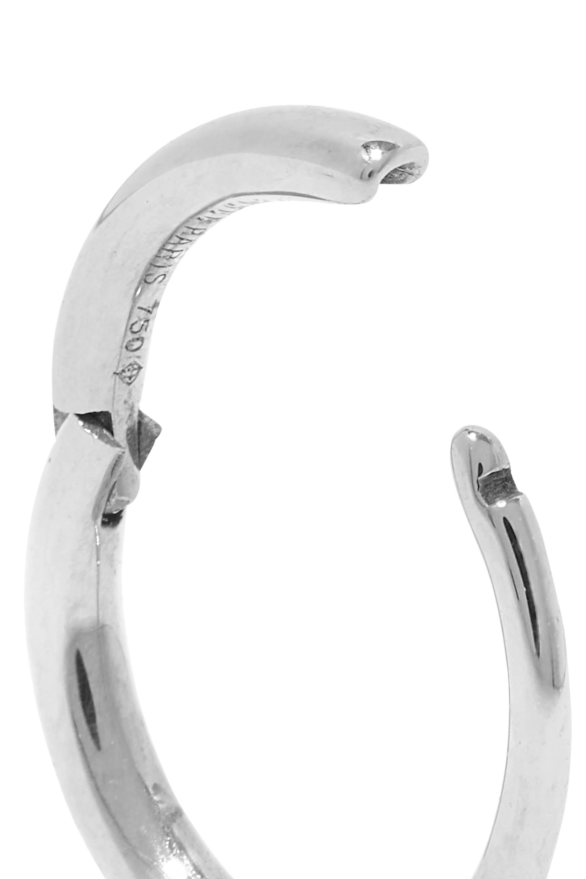 قرط بيرسينج دائري بسيط