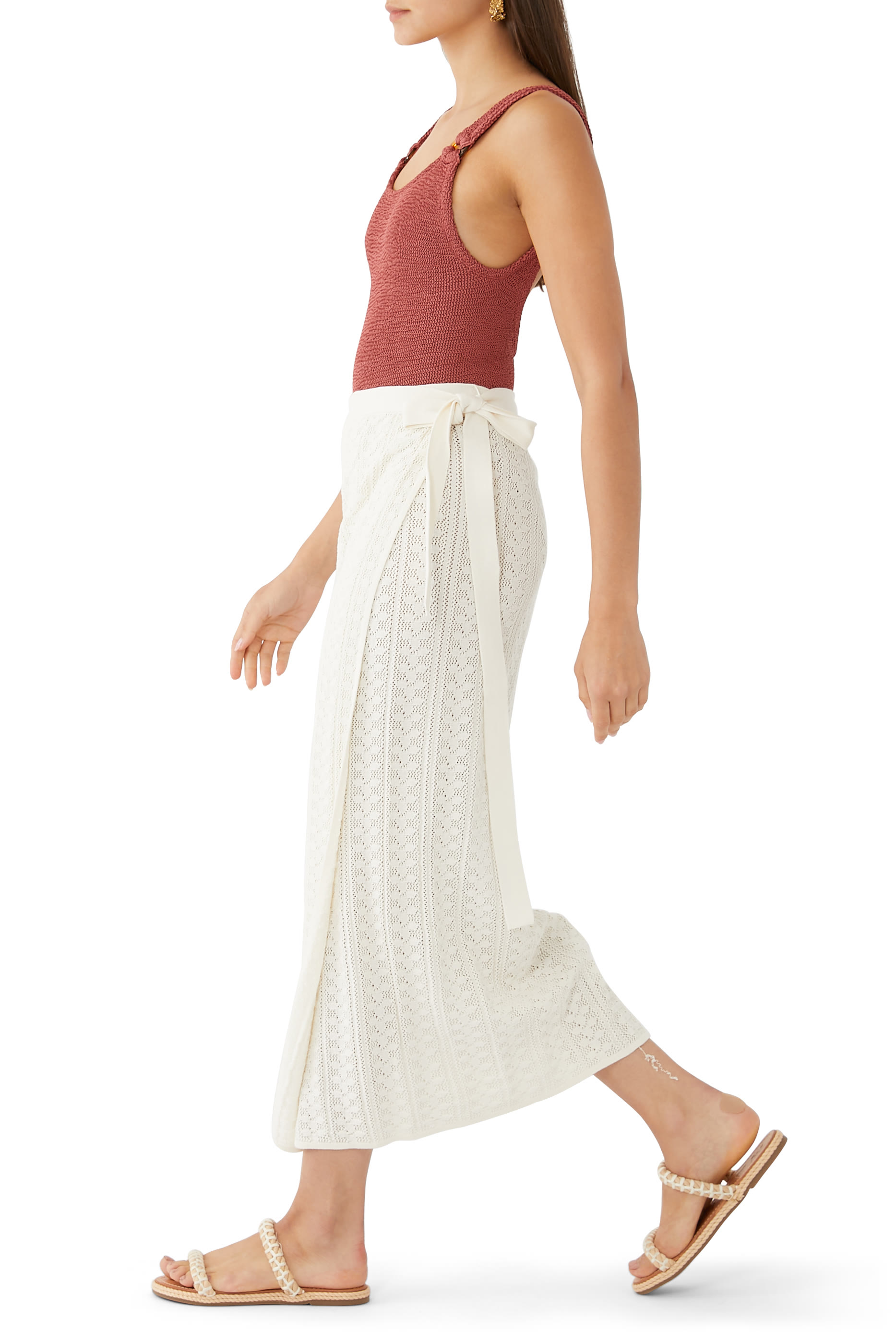 تنورة نسيج كروشيه بنقشة عشب بحري