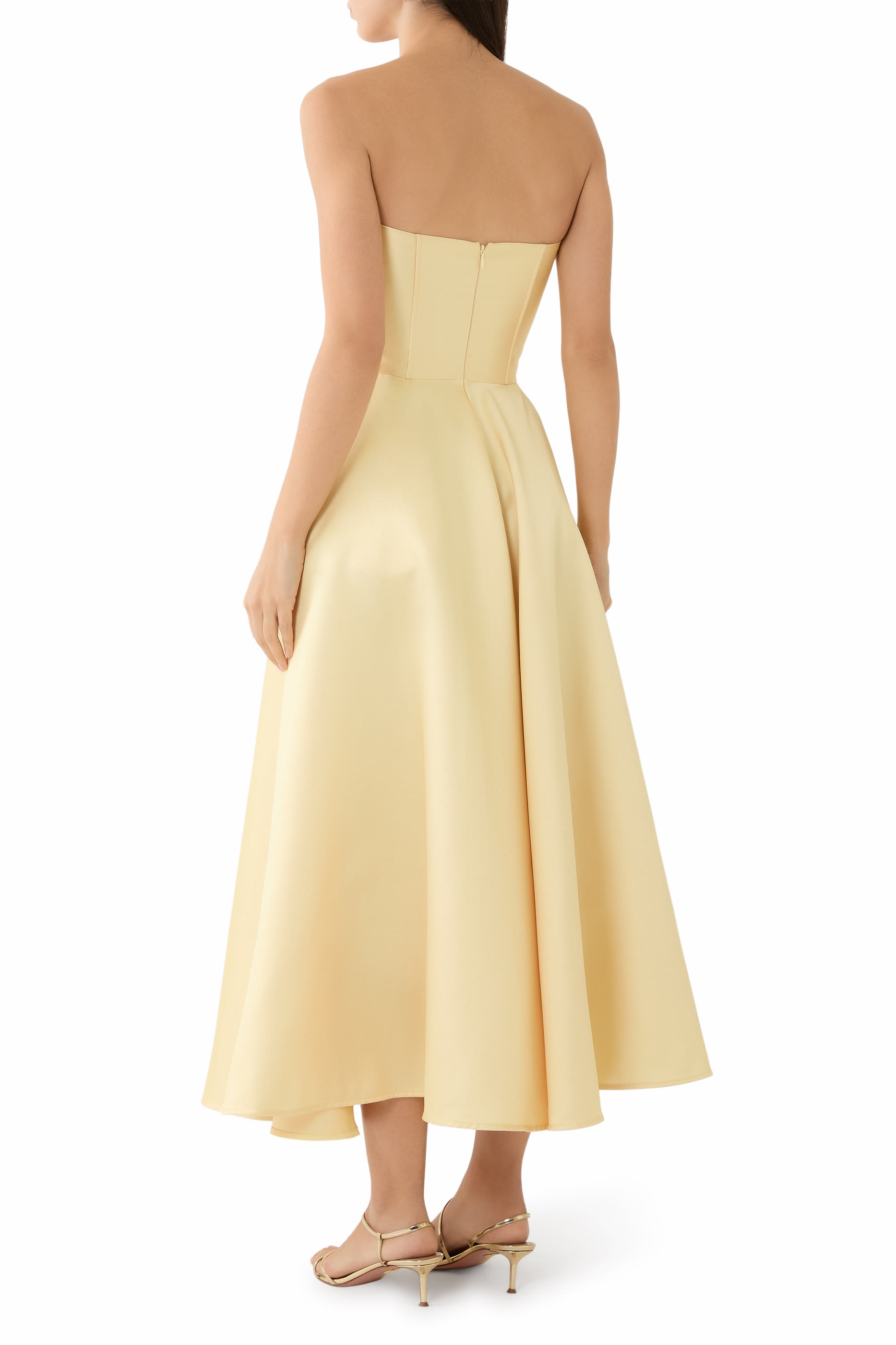 فستان بلا حمالات بنقشة