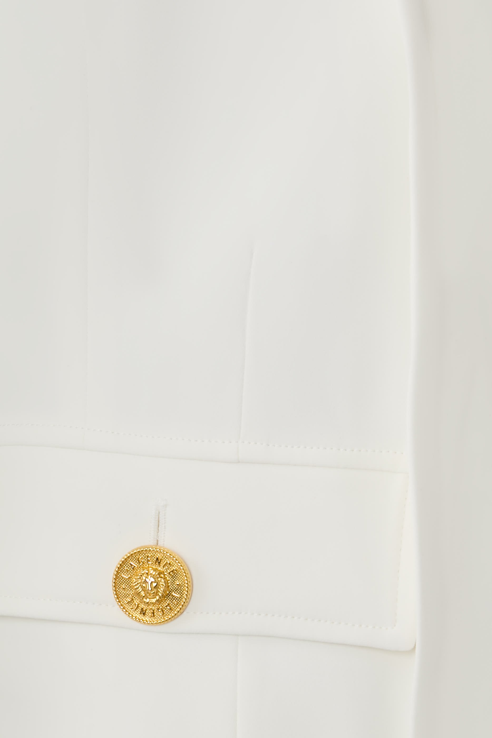 جاكيت نيكسي بنمط كارديجان