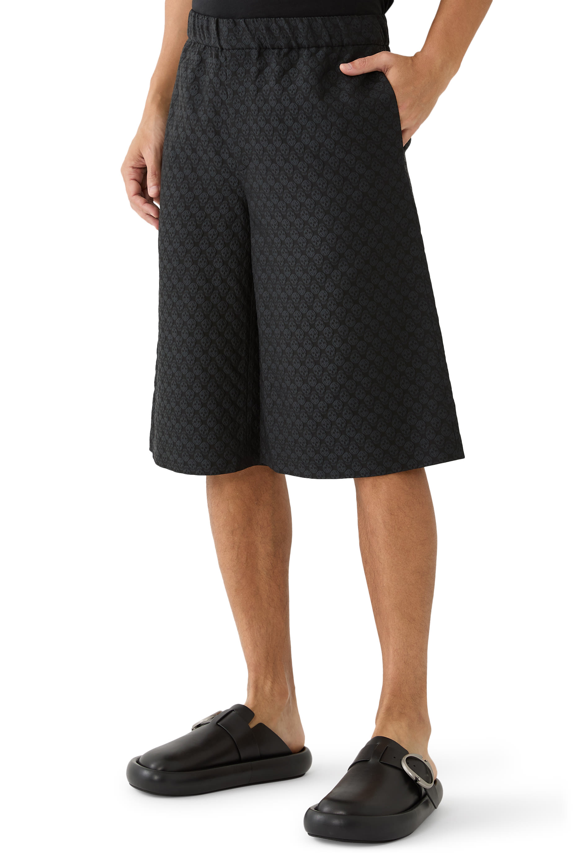 شورت بنقشات جمجمة جاكار