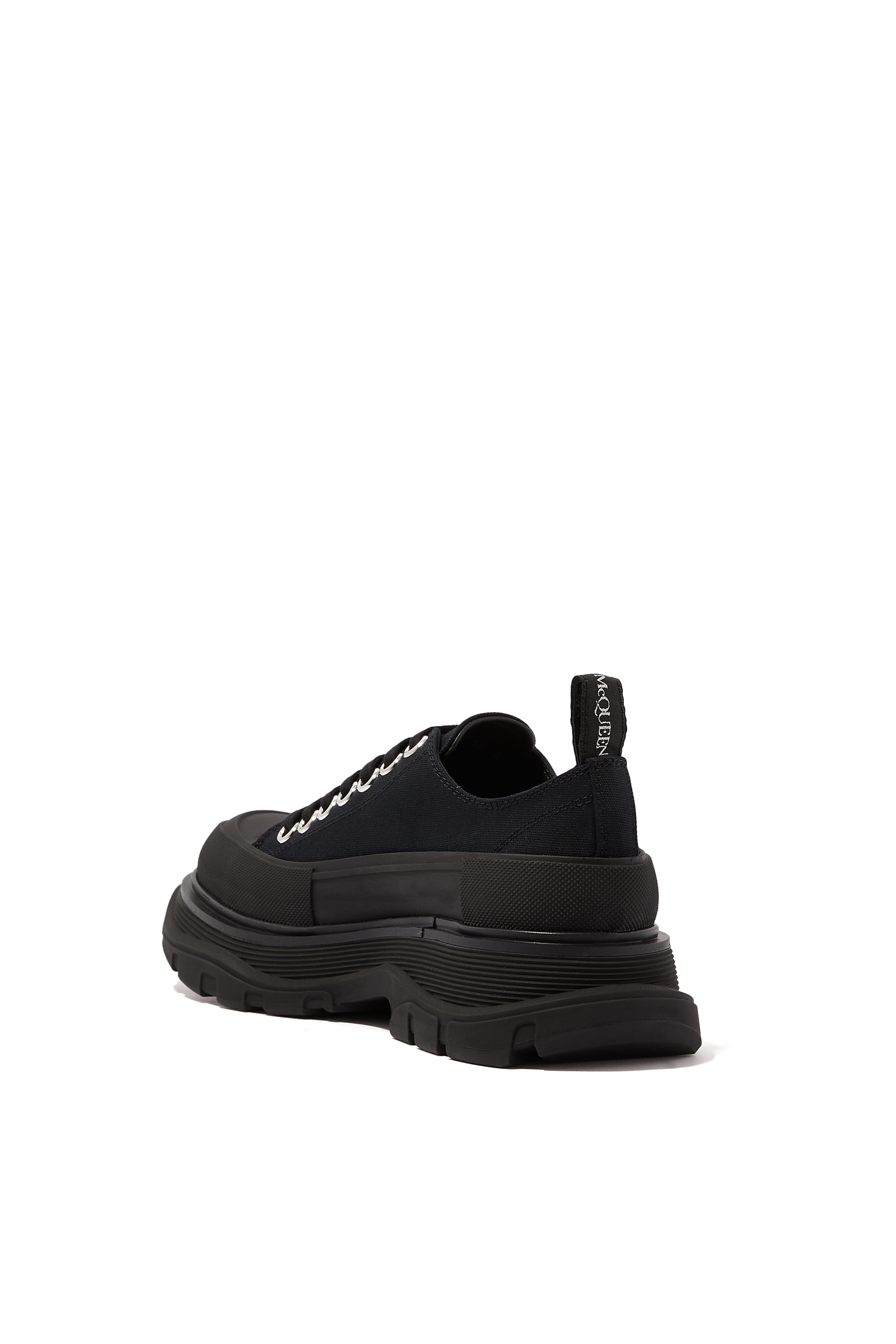 سنيكرز تريد سليك بأربطة