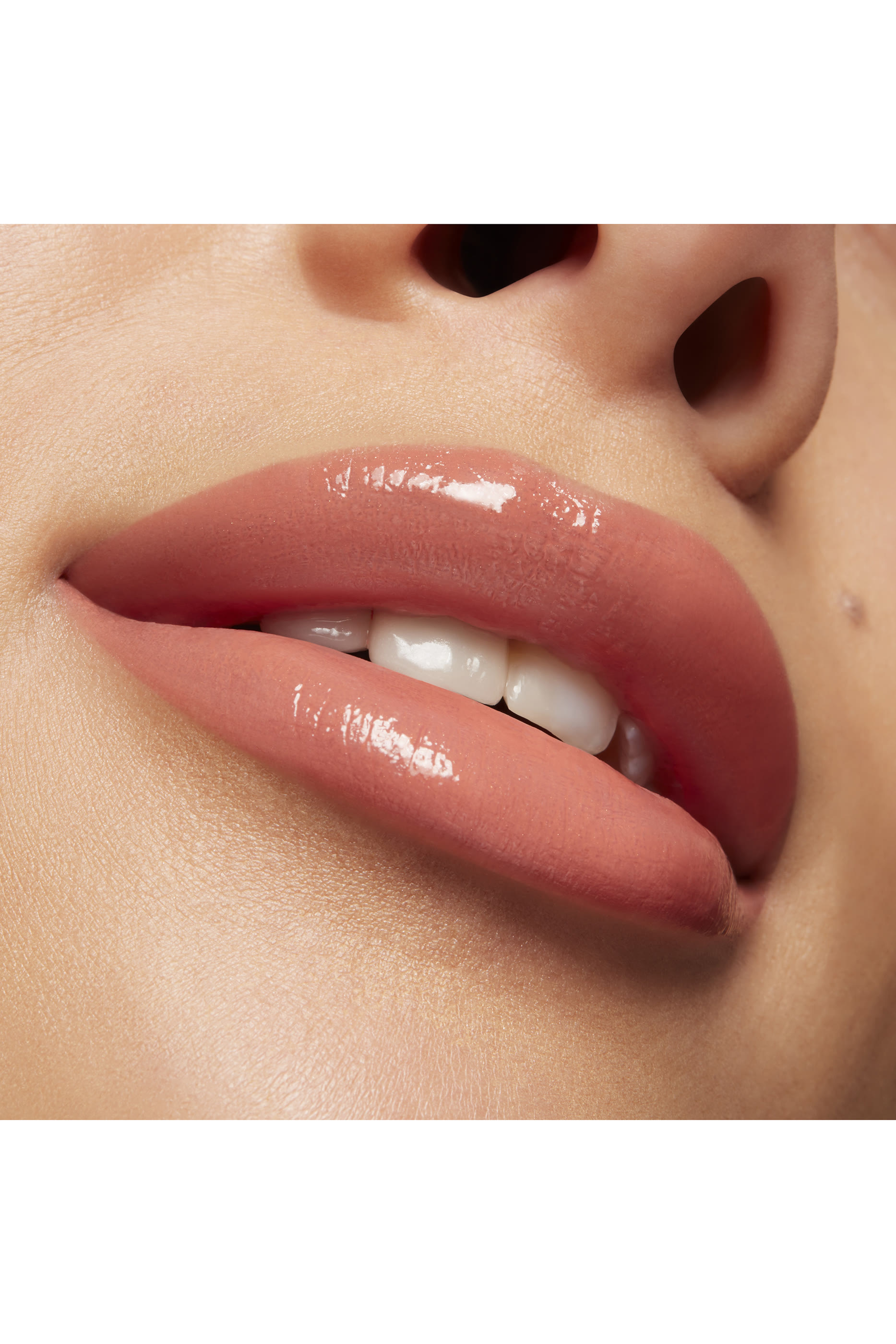 مجموعة أساسية للشفاه