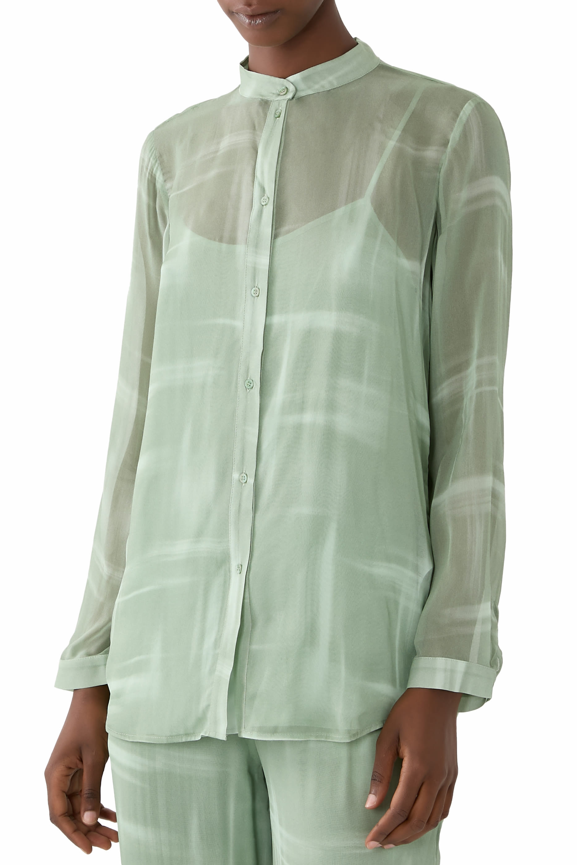 قميص بنقشة رخامية