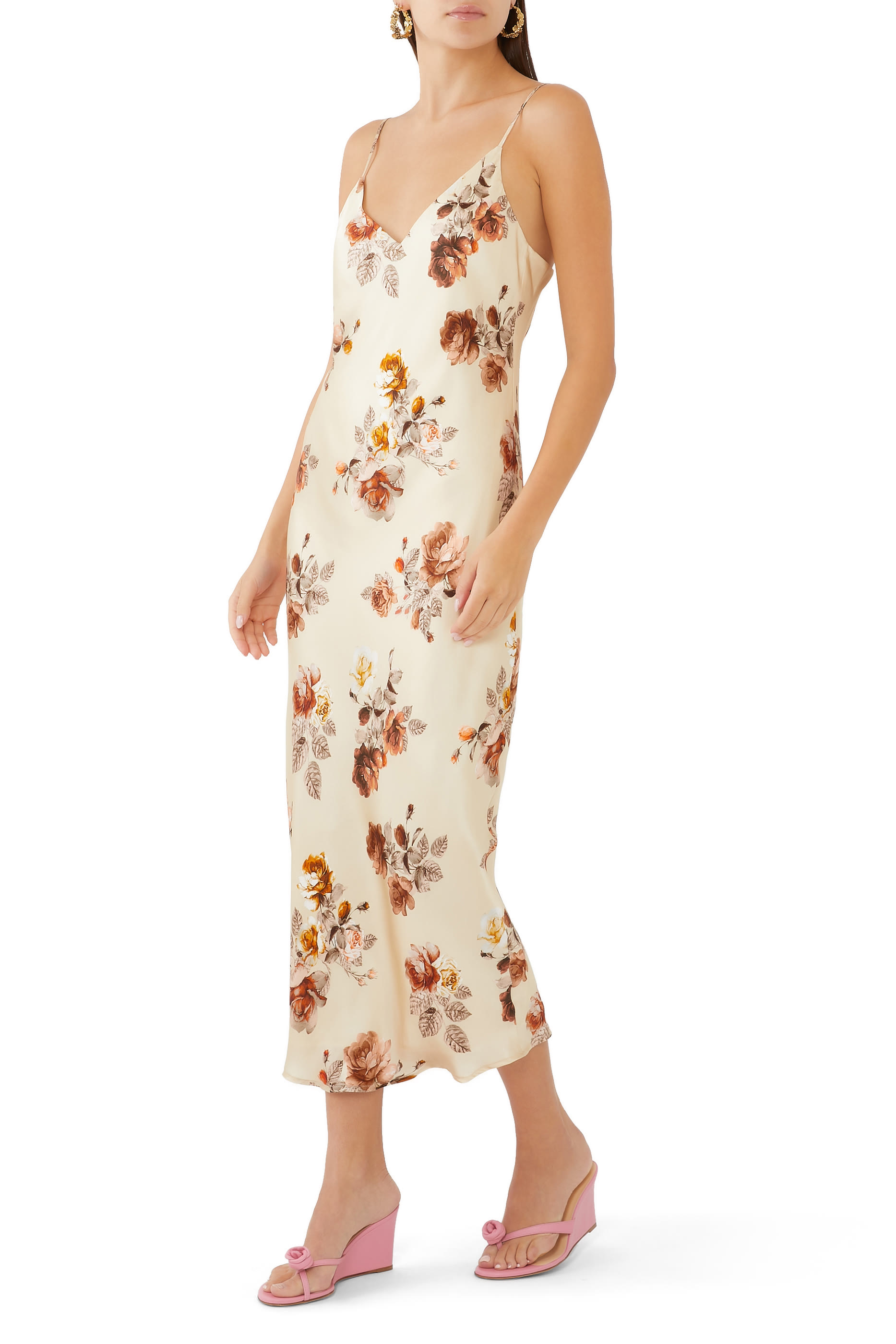 فستان سيريدي سهل الارتداء متوسط ​​الطول بنقشة ورود بلون مماثل