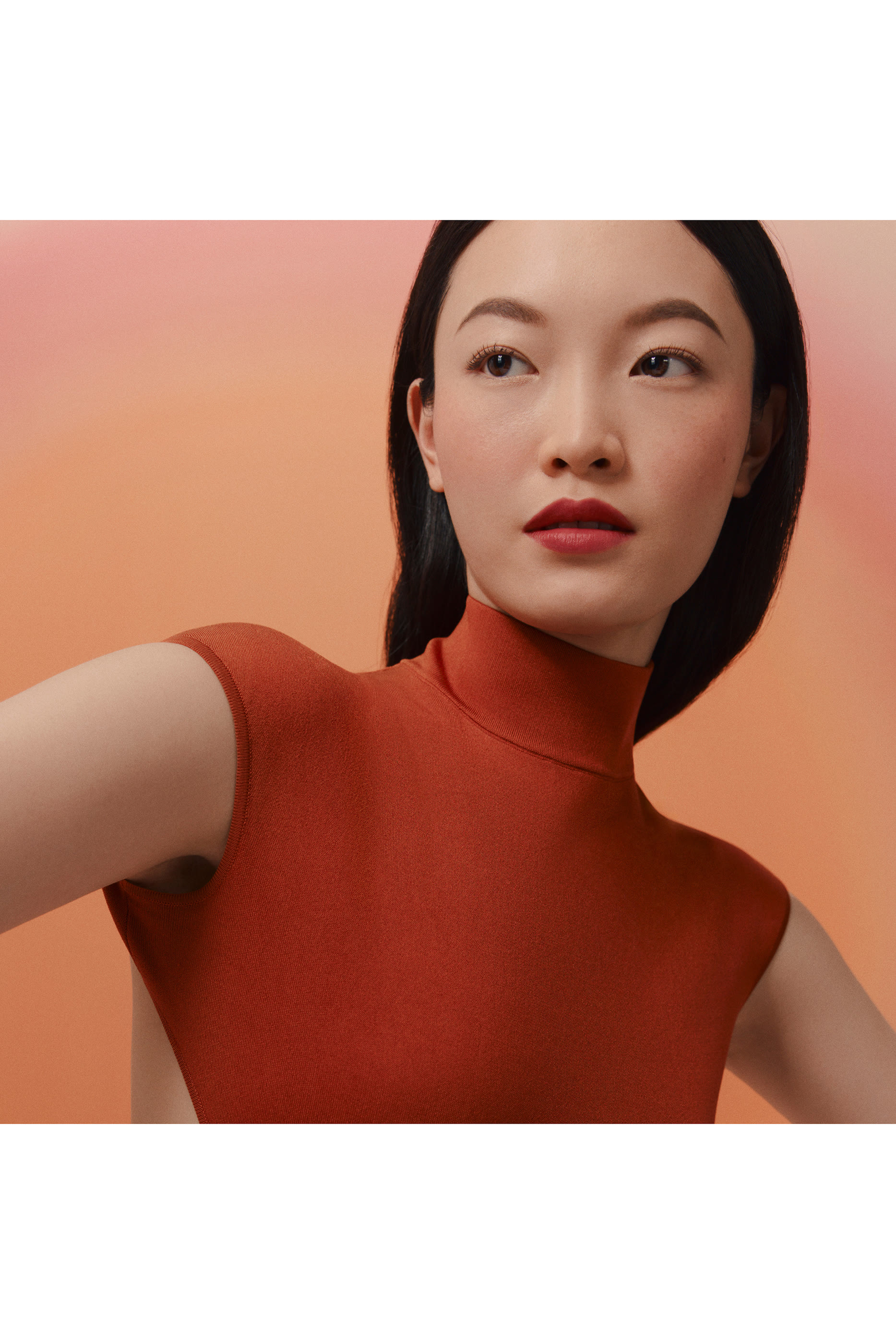 أحمر شفاه شبه لامع Rouge Herm&egrave;s بإصدار محدود