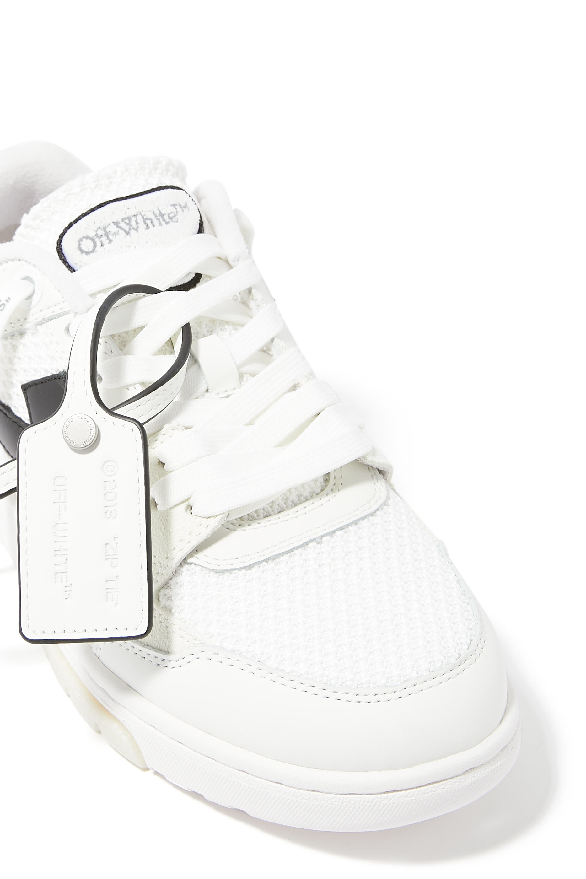 سنيكرز سليم اوت اوف اوفيس بكاحل منخفض