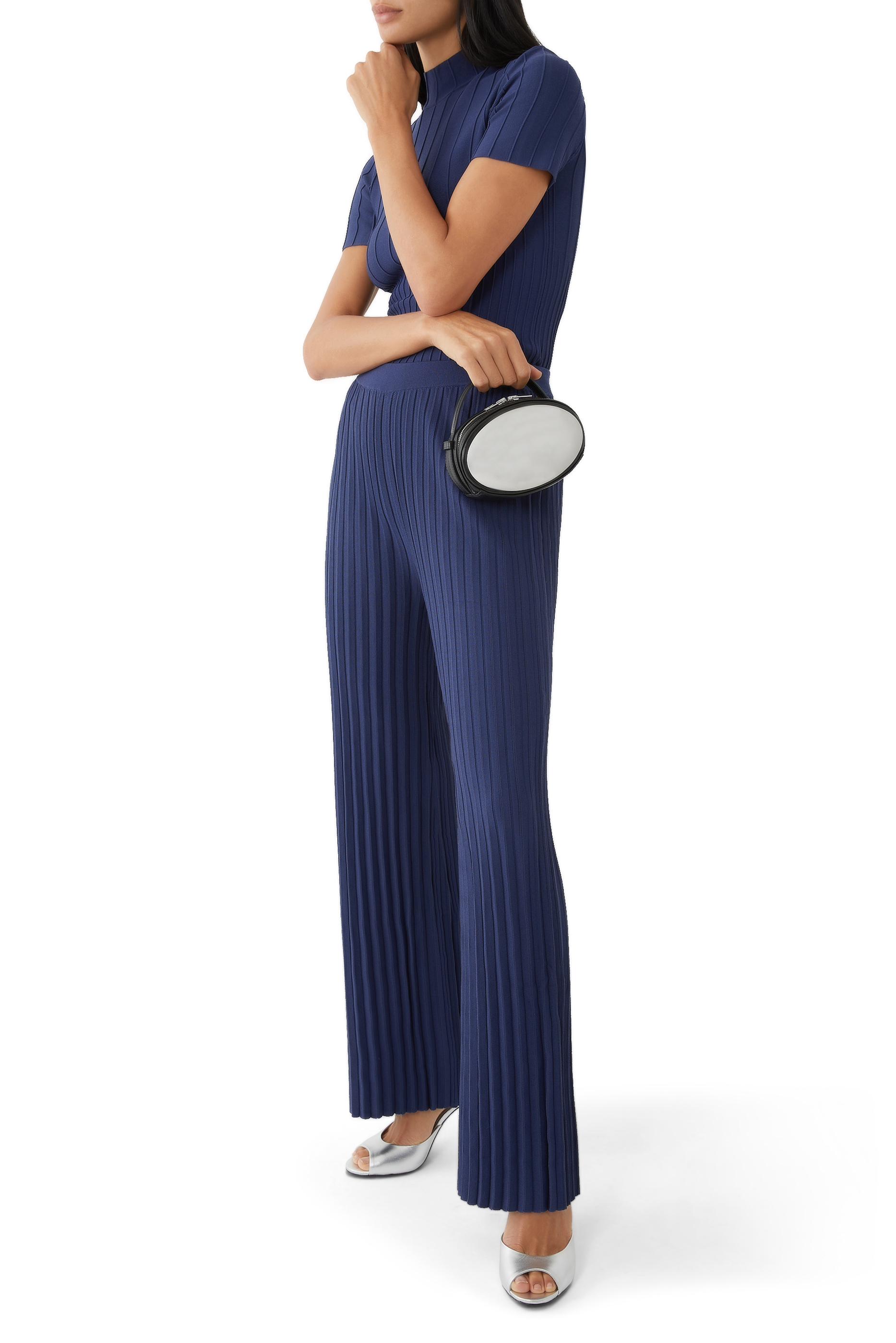 حقيبة كروس بودي دوم صغيرة