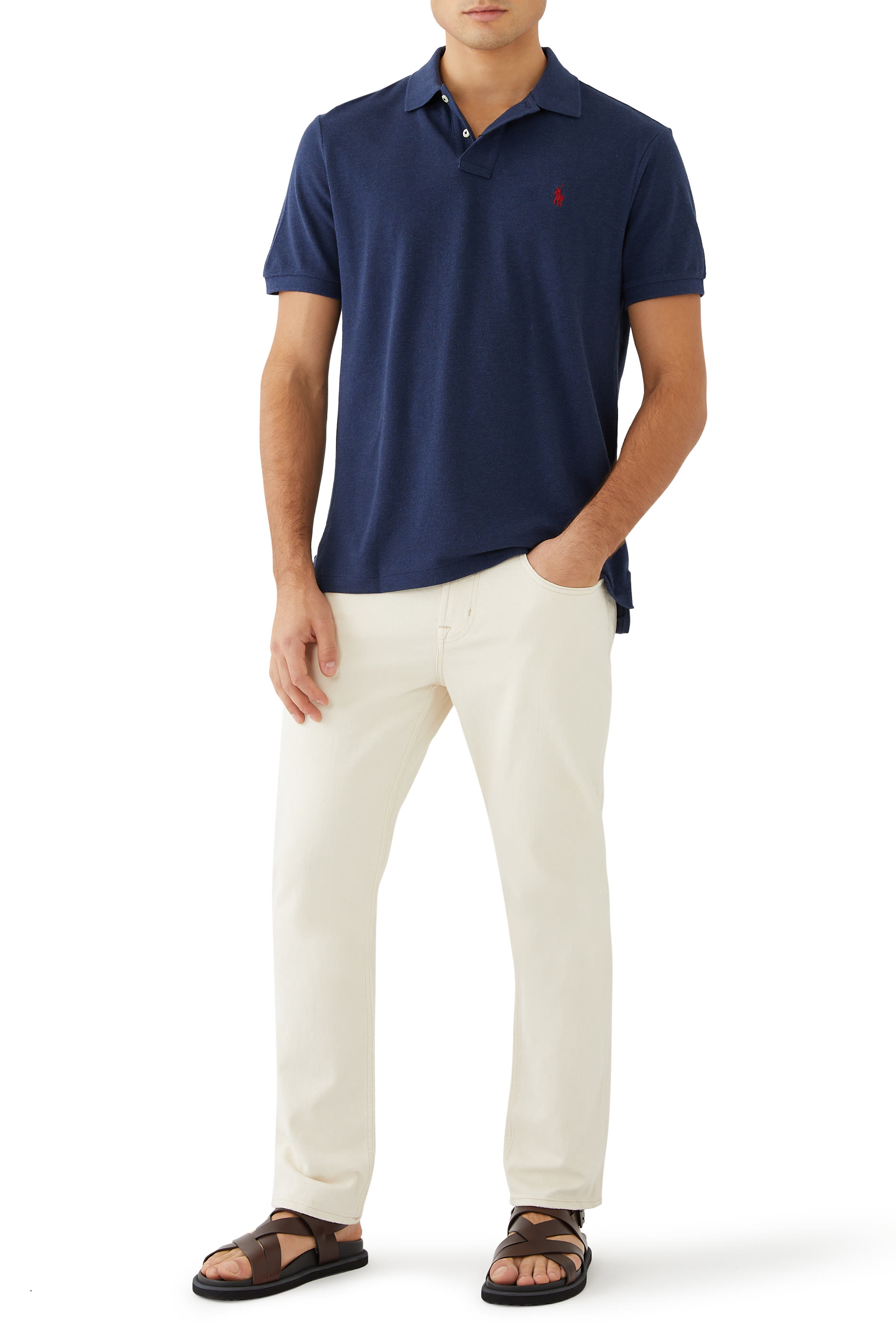 قميص بولو بتطريز شعار الماركة