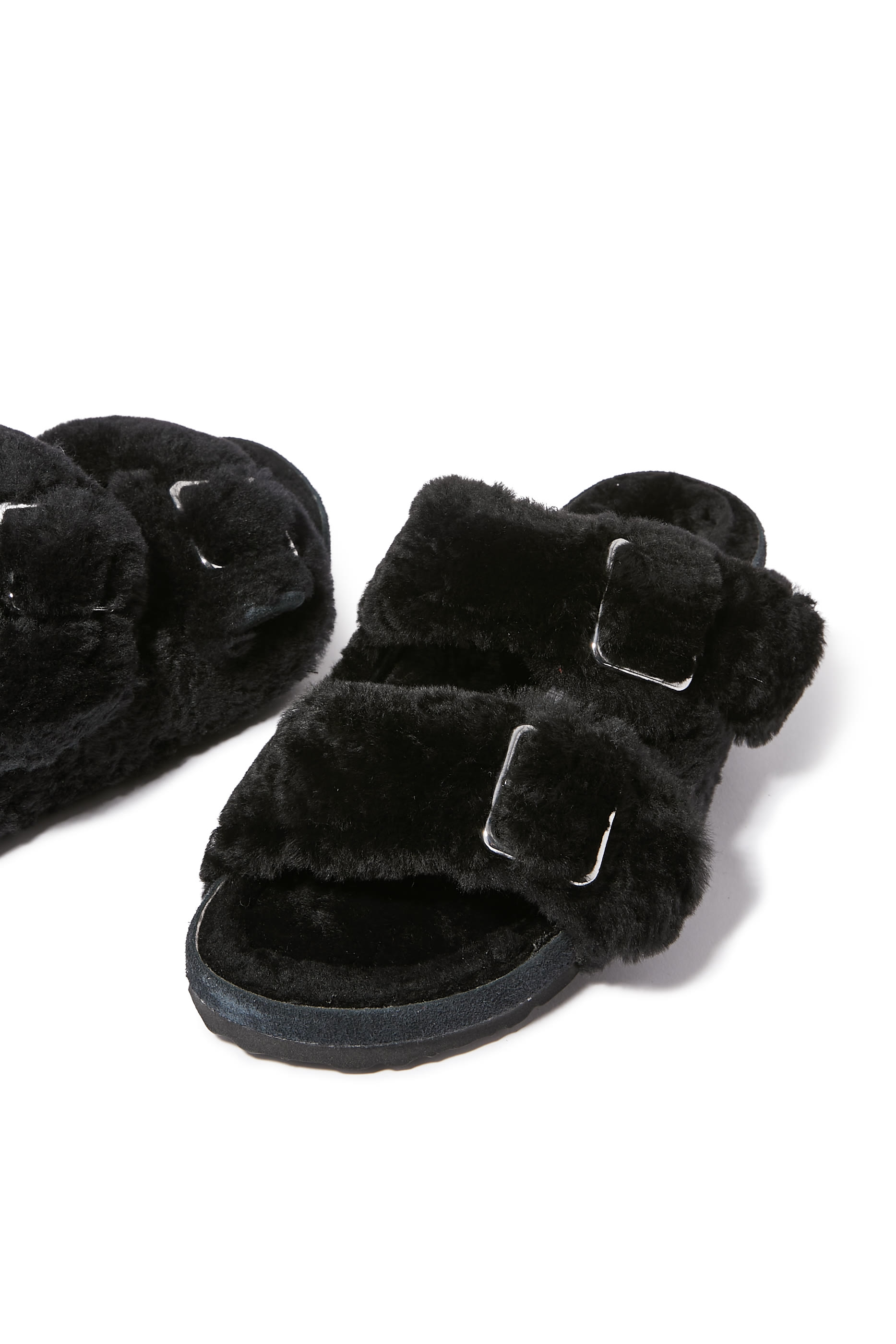 حذاء مفتوح اريزونا بإبزيم كبير