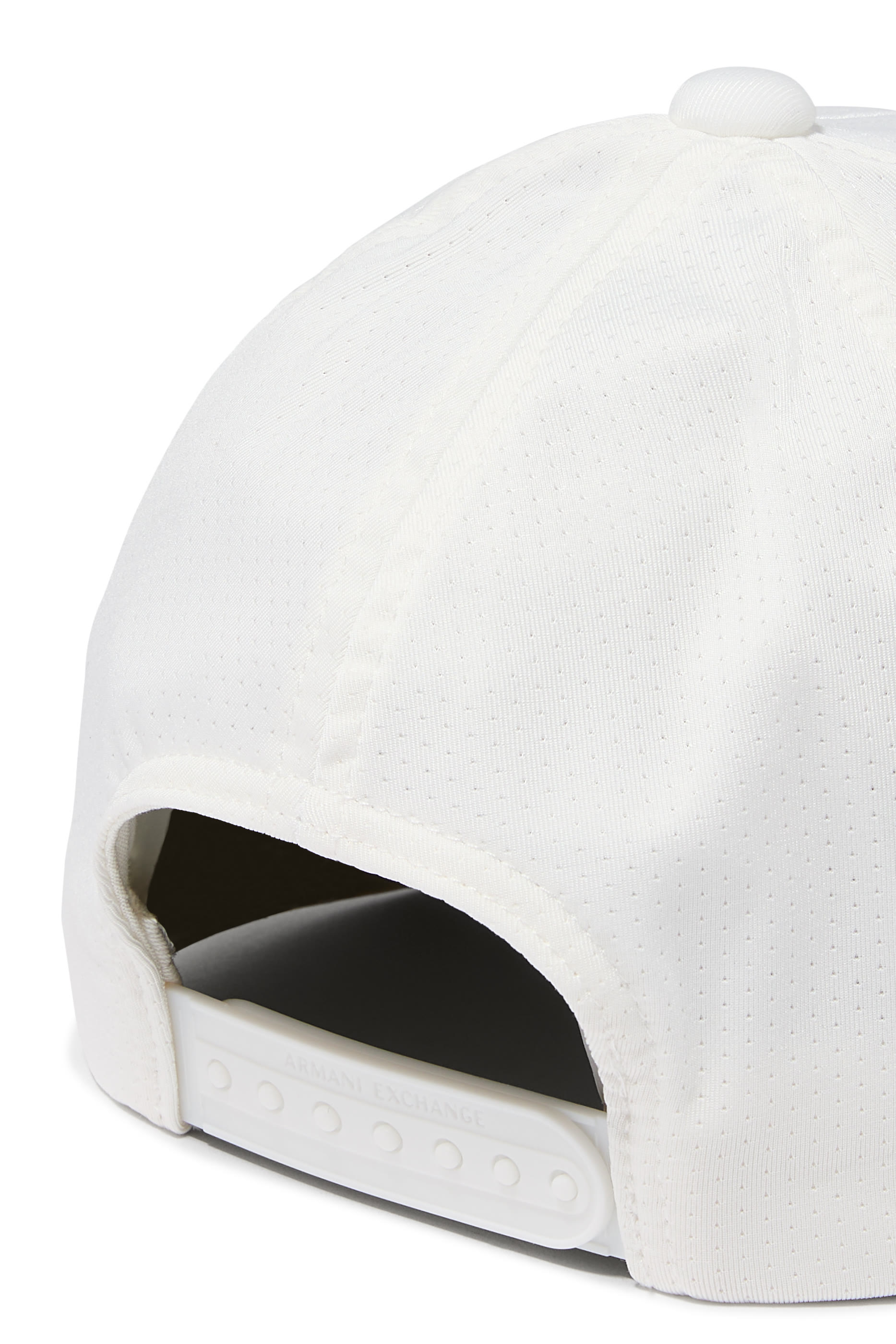 كاب بشعار الماركة