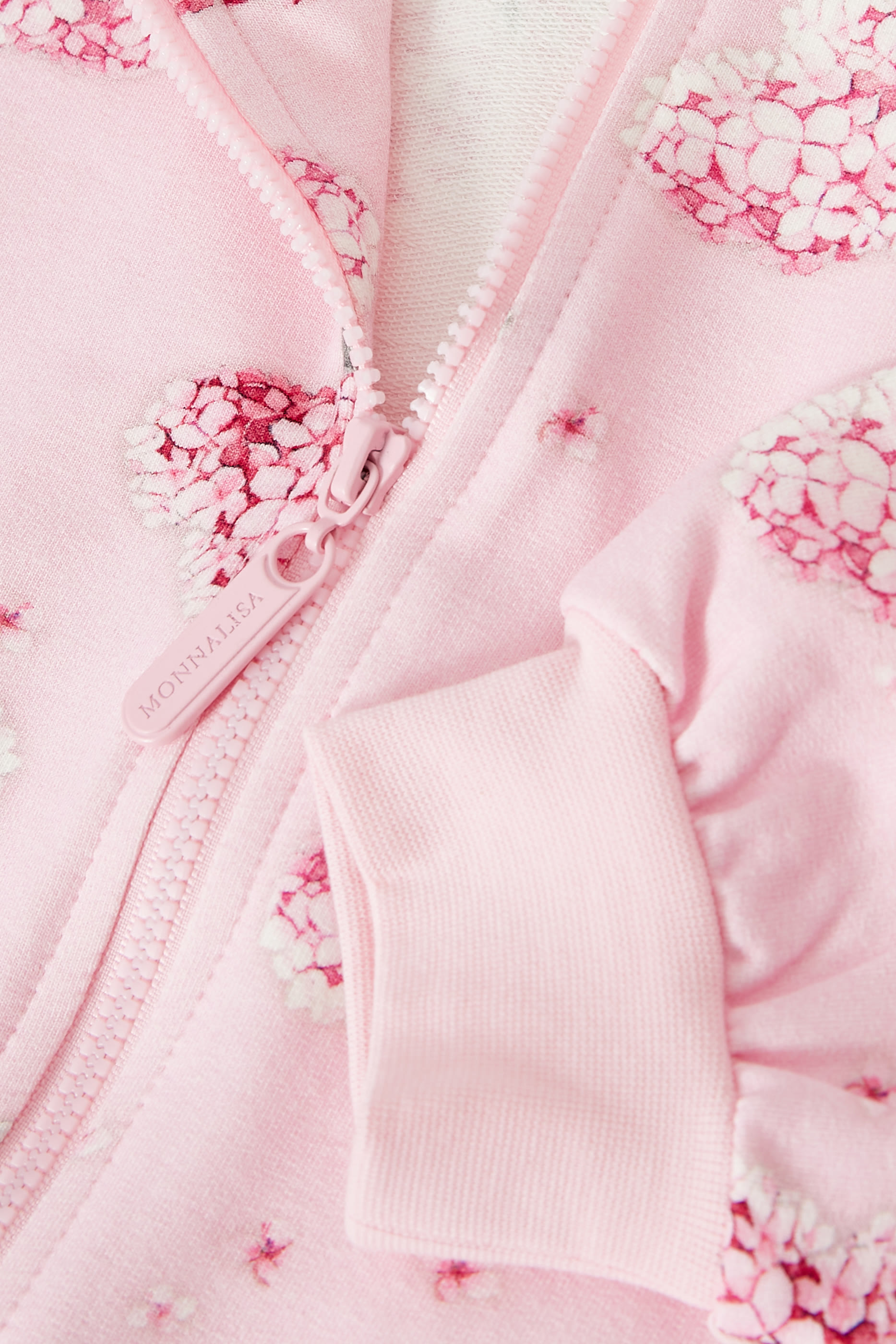 جاكيت بسحاب مزين بقلوب بزهور للأطفال