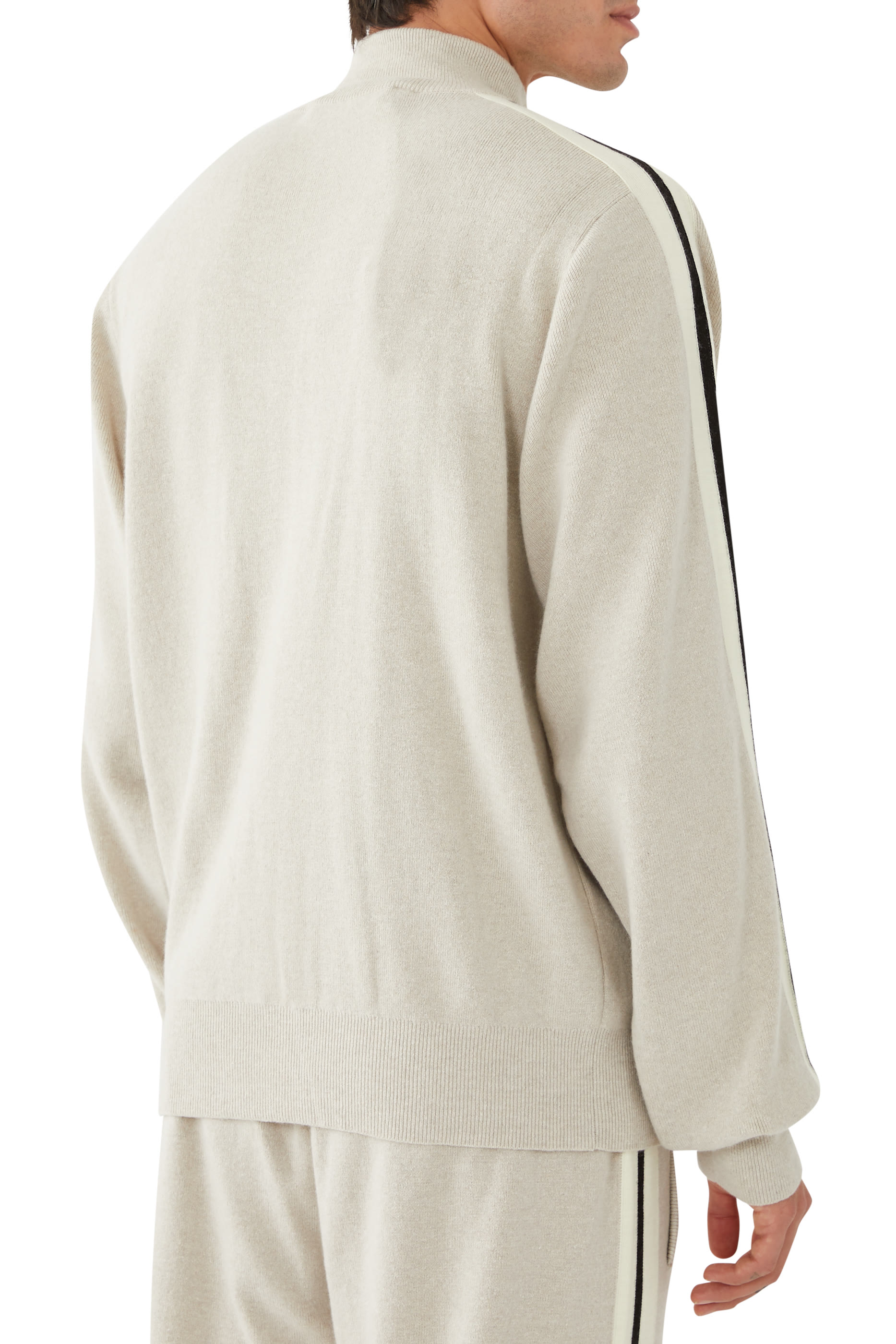 جاكيت رياضي  بشعار الماركة كلاسيكي