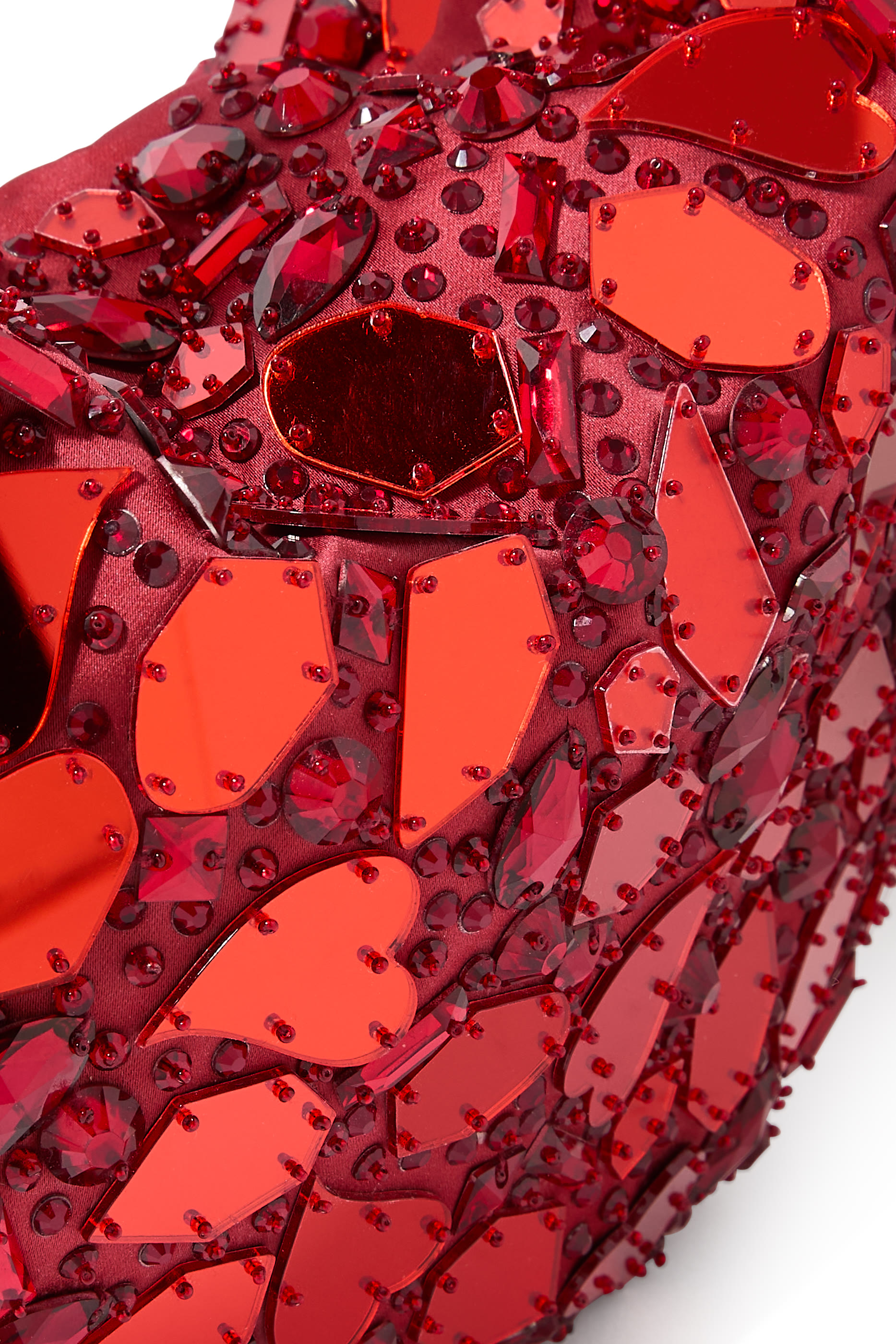 حقيبة هوبو مزينة