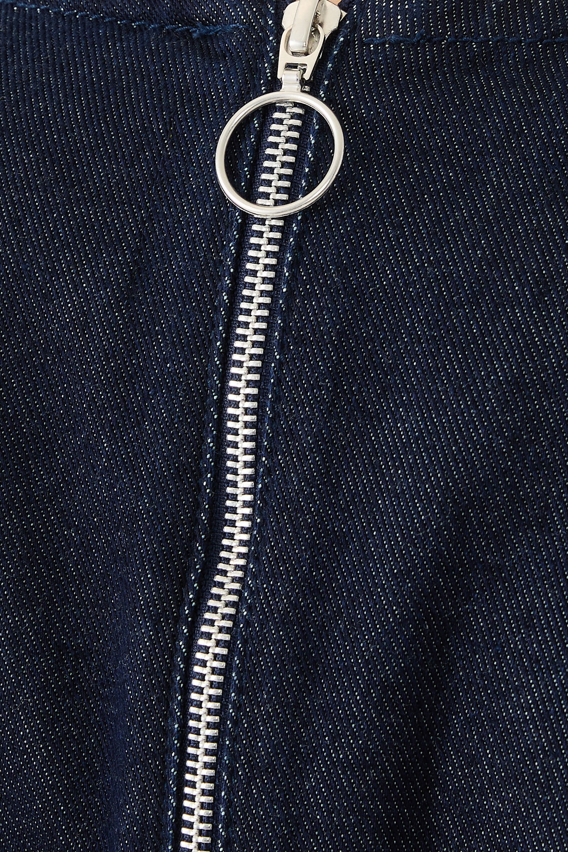 بلوزة بأكمام كاب بنقشة أزهار دنيم