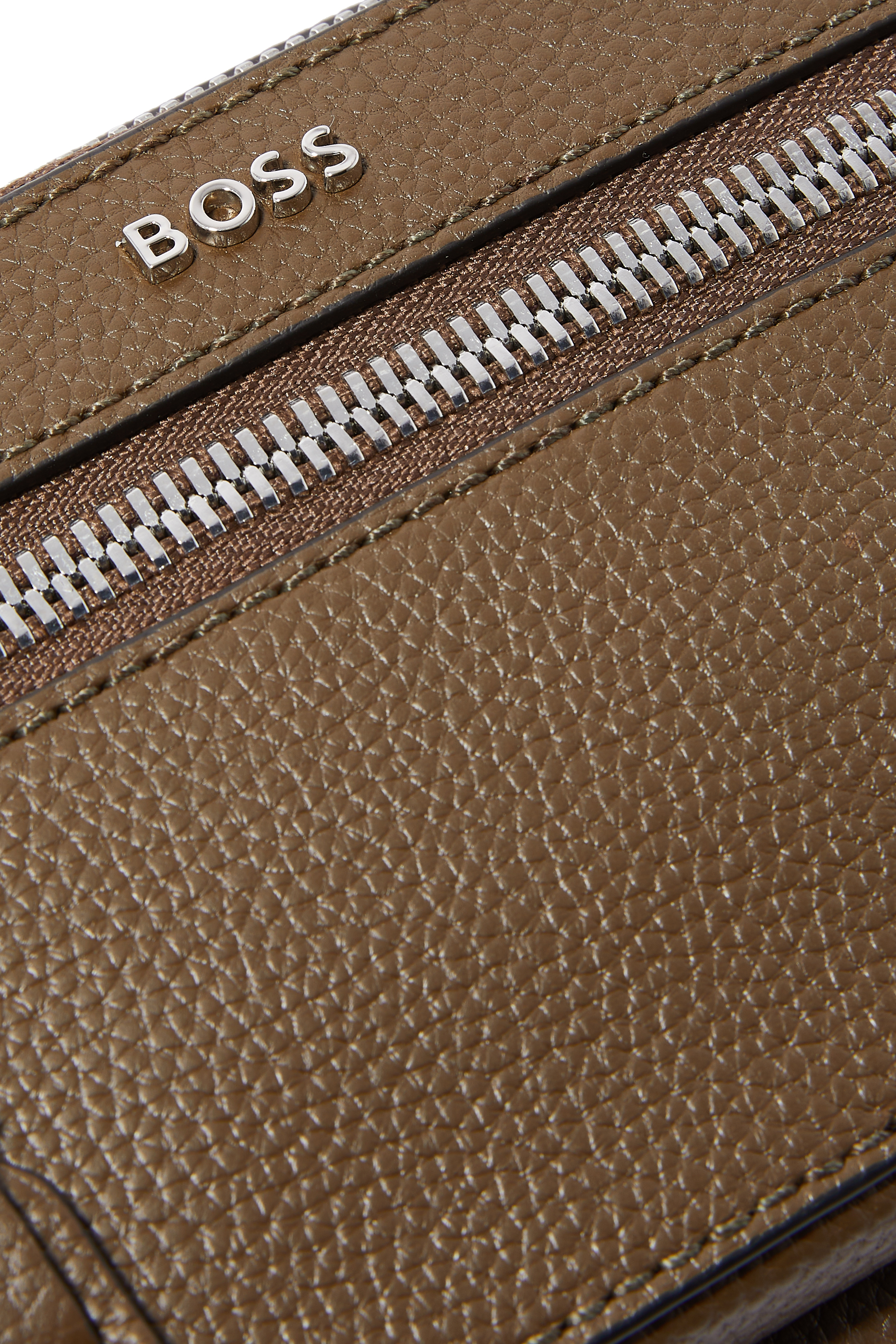 حقيبة مستندات منتظمة